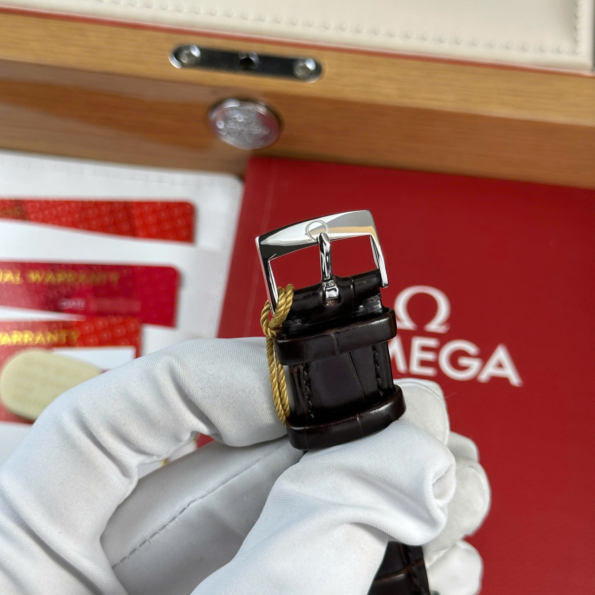 Omega De Ville Prestige Power Reserve Replica 11 Watch Dial Chocolate Leather Strap 39.5mm