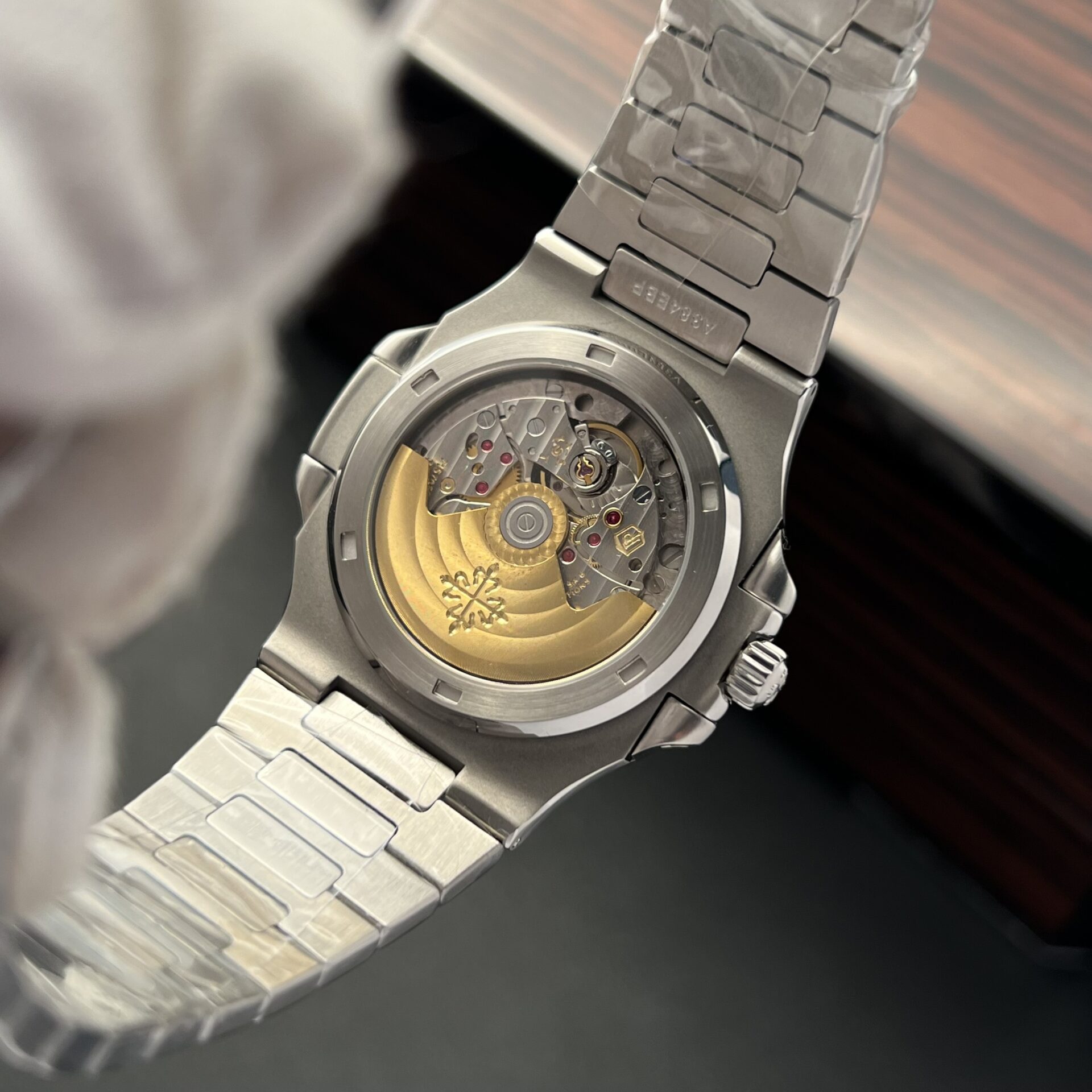 Patek Philippe Replica Watch Nautilus 5723 Gray Dial Metal Wire 40mm