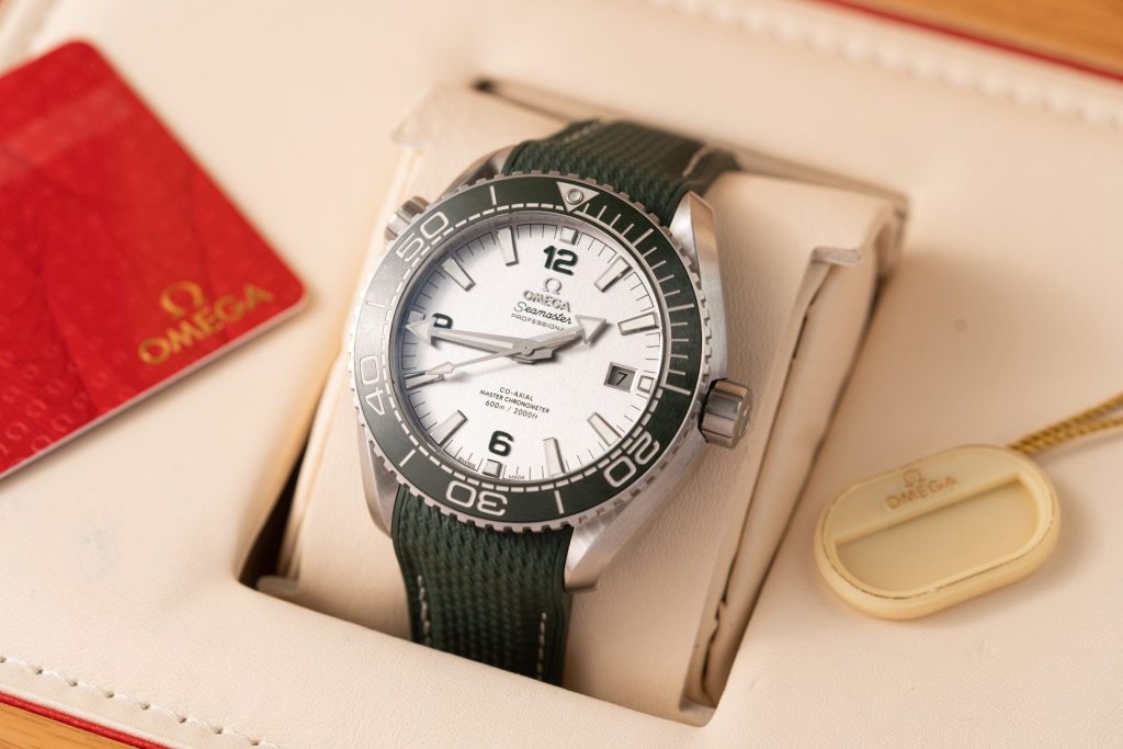 Omega Replica Watches Planet Ocean 600M Dial Gray VS Factory 43.5mm