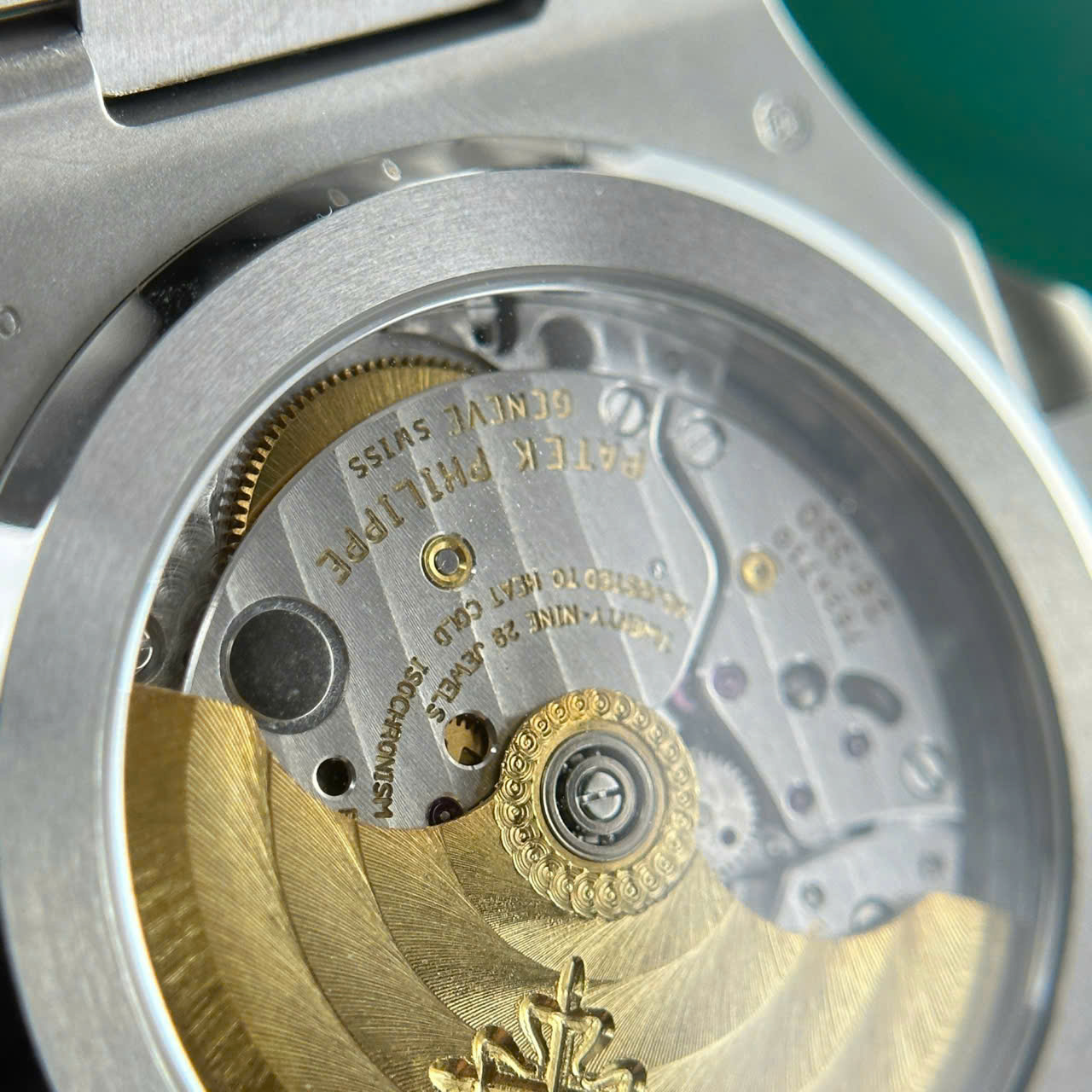Patek Philippe Best Replica Watch Nautilus 5811 Blue Dial Refined Full Optinos 41mm