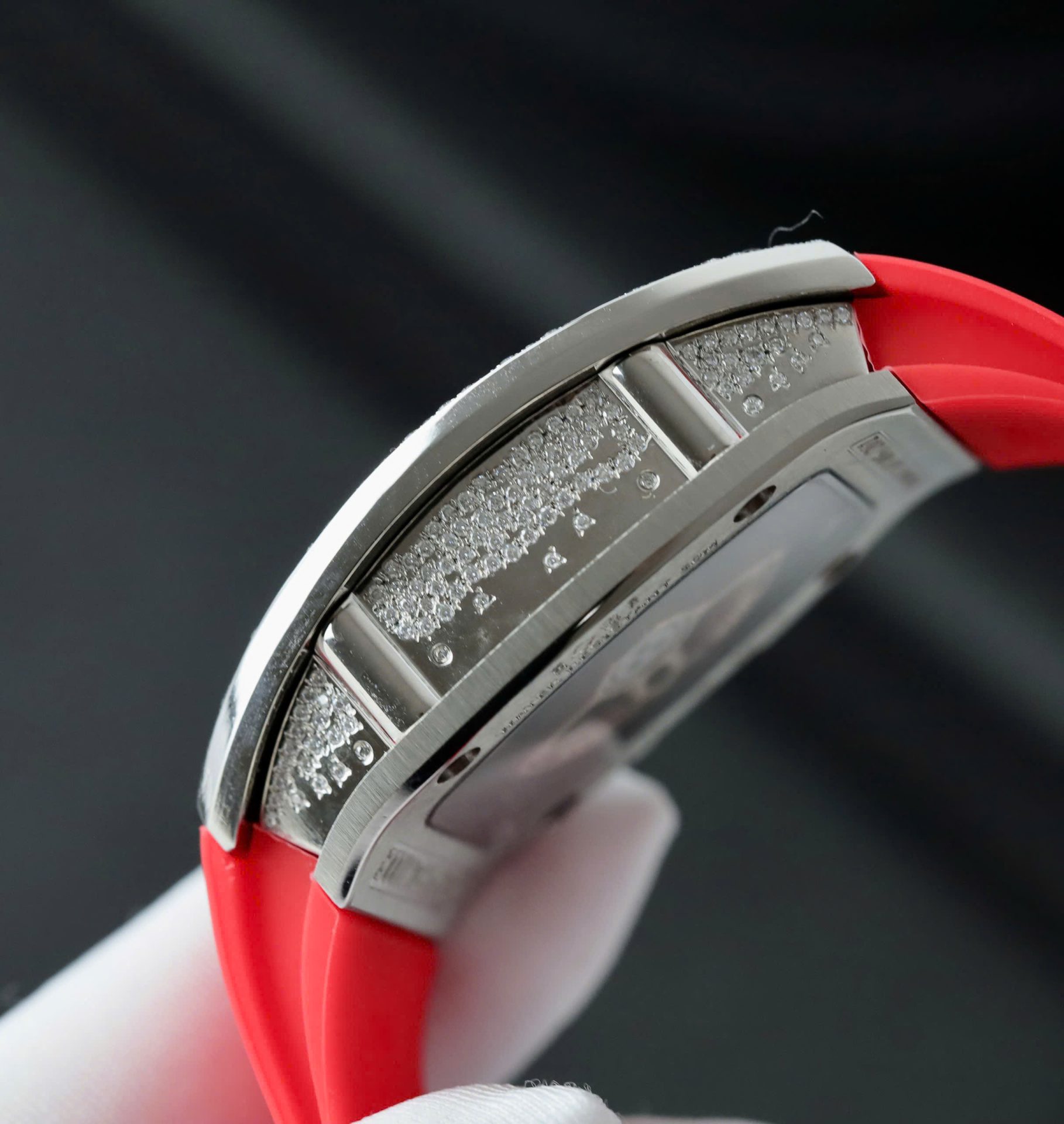 Richard Mille RM007 Red Replica Watch Diamond Moissanite Hong Kong Custom 36mm