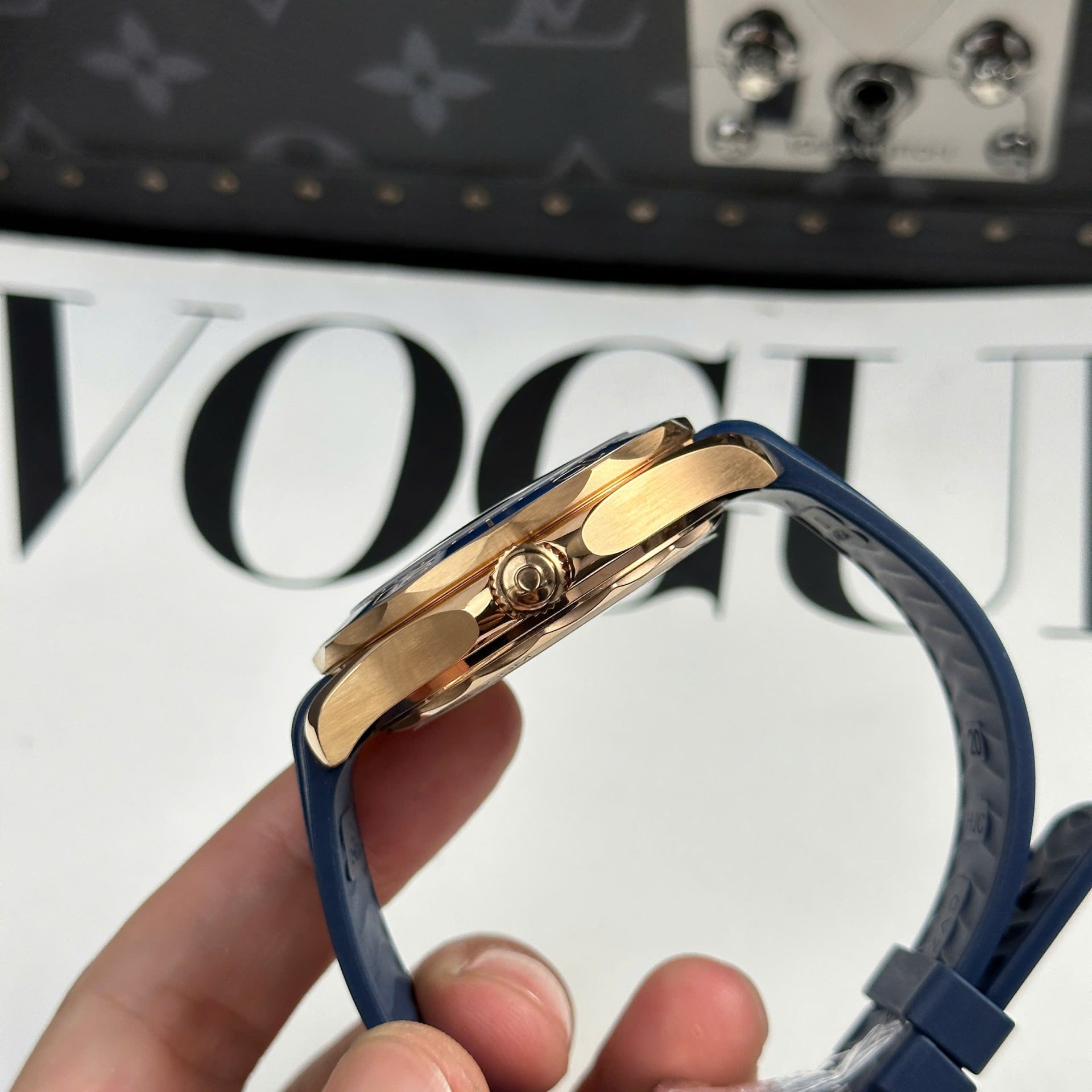 Omega Seamaster Diver 300M Replica Watch Blue Dial Rubber Strap VSF 42mm