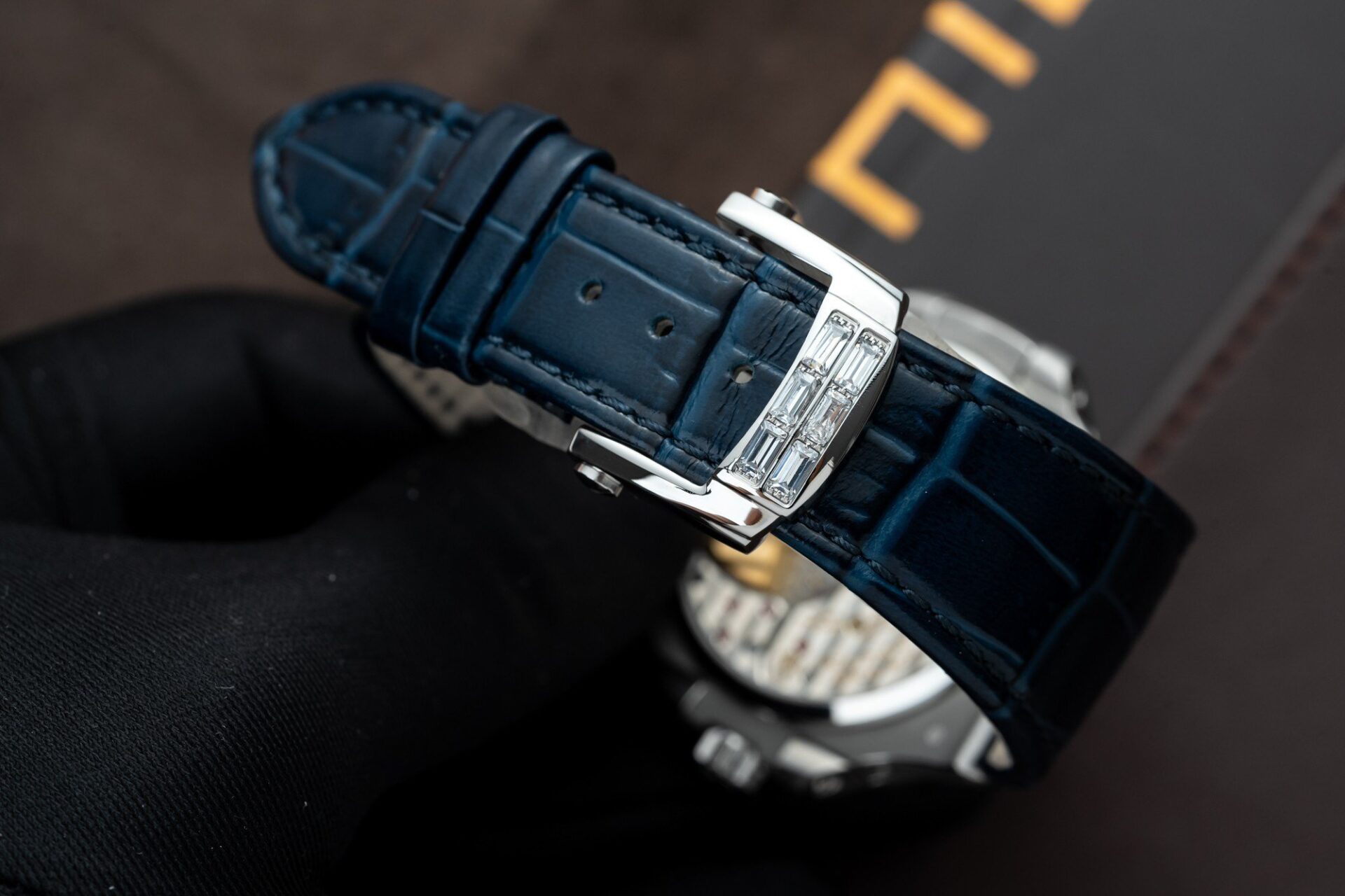 Patek Philippe Nautilus 5724G Replica Watch Blue GRF 40mm