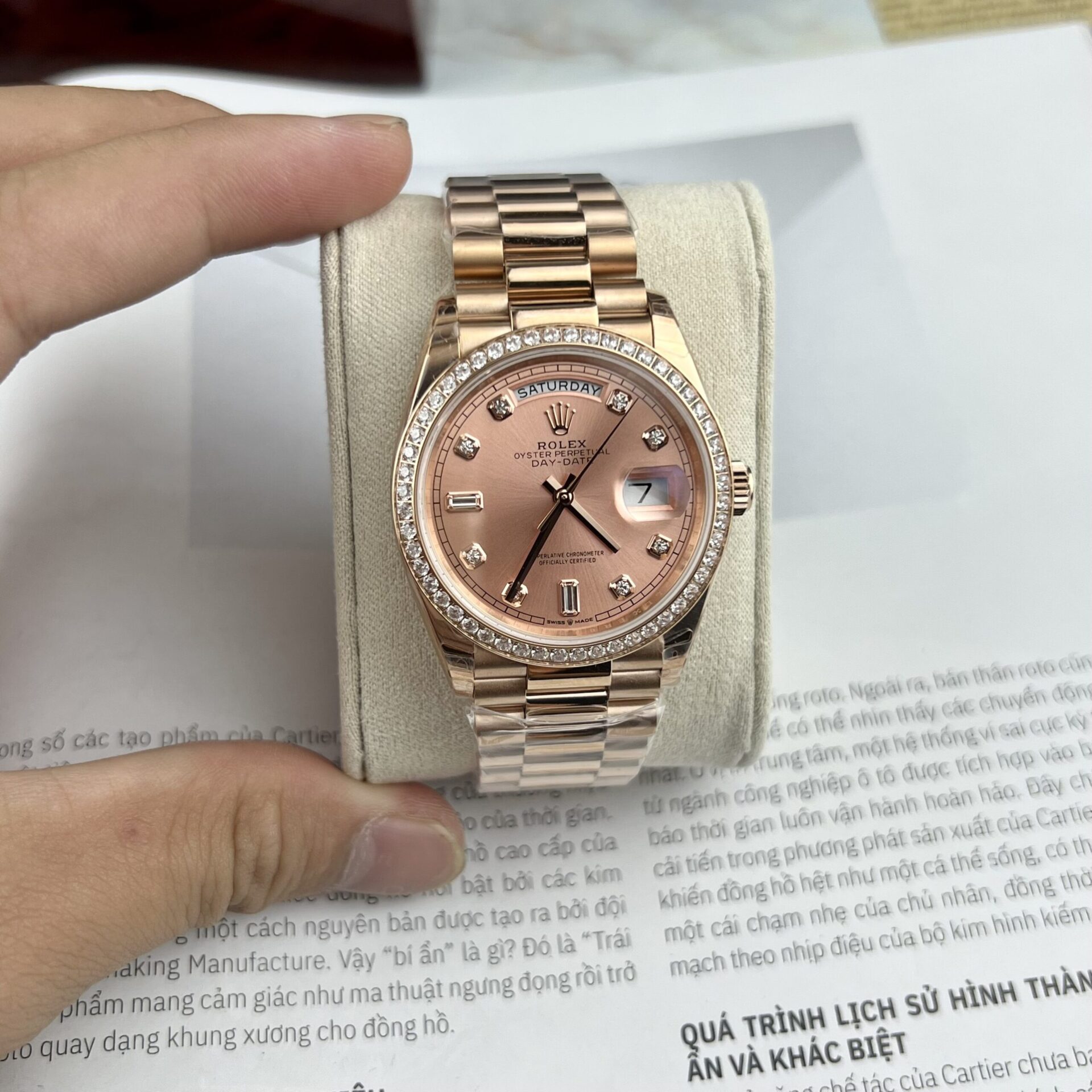 Rolex Clone Watch Day-Date Pink Dial President Strap EW Factory 31mm