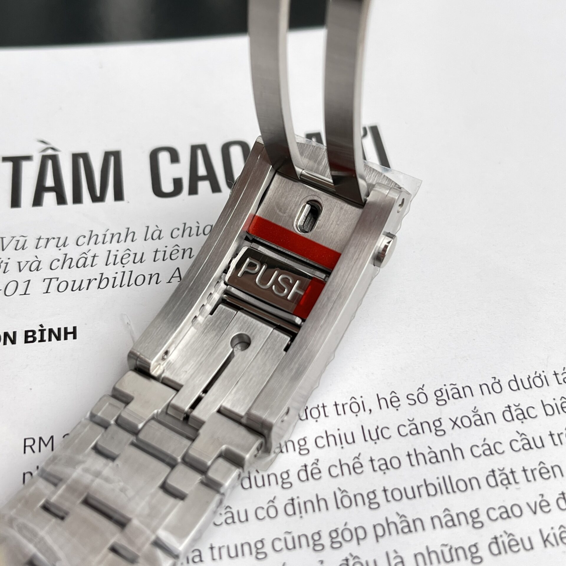 Omega Replica Watch Seamaster James Bond 007 Black Dial VS Factory 42mm