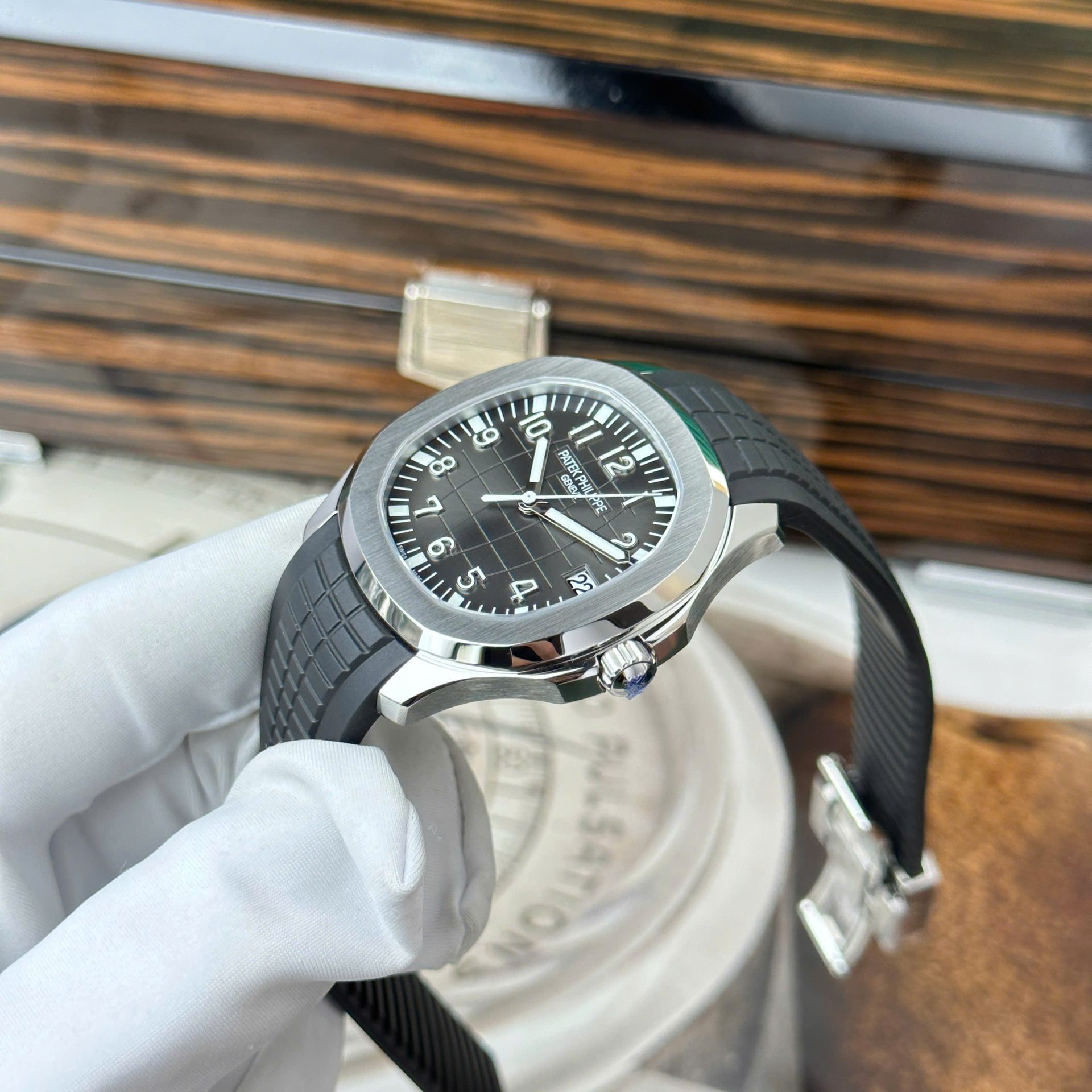 Patek Philippe Aquanaut 5167 Replica Watch Custom Like Auth VVIP 40mm