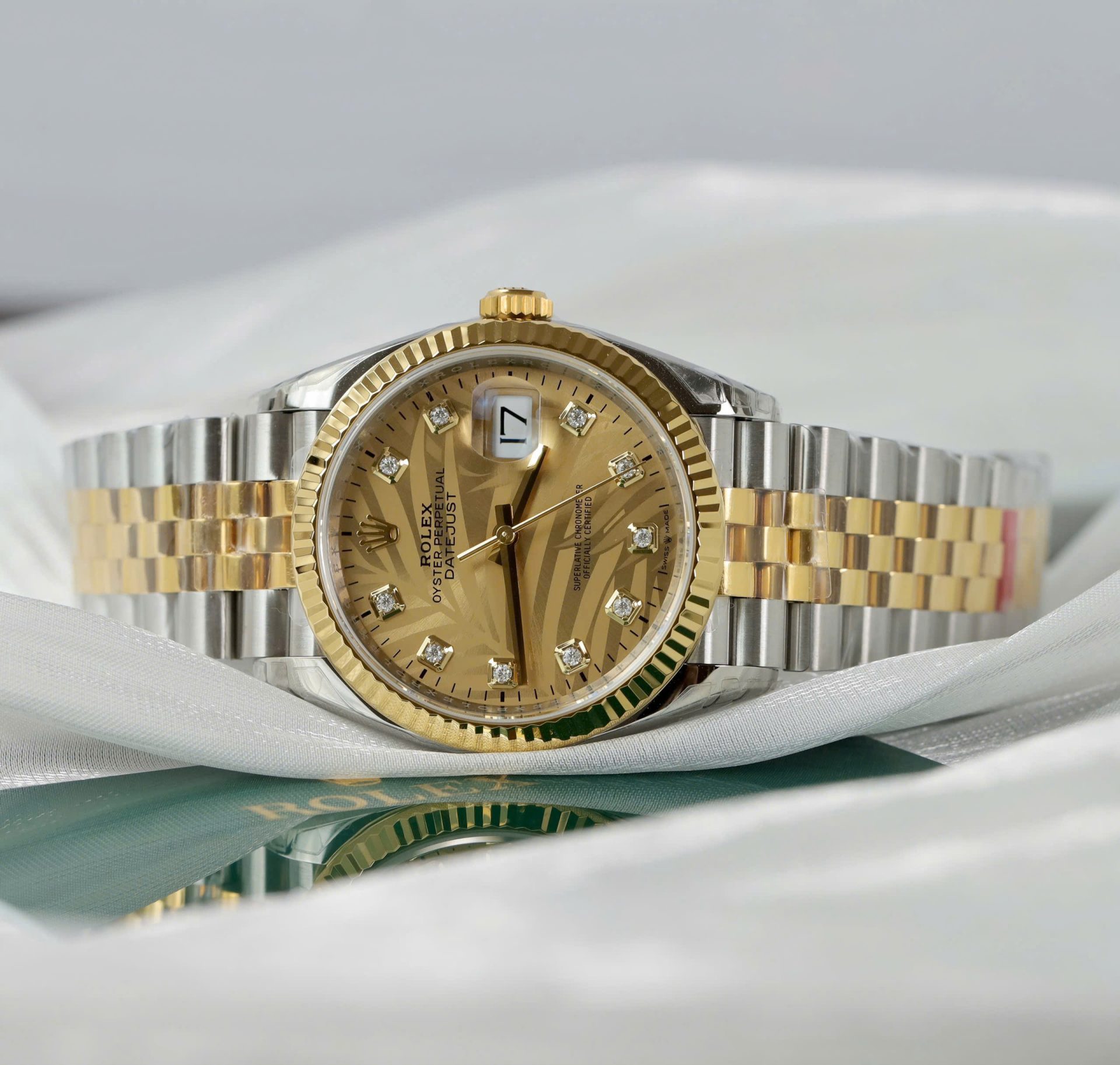 Rolex Replica Watches DateJust 126233 Palm Dial VS Factory 36mm