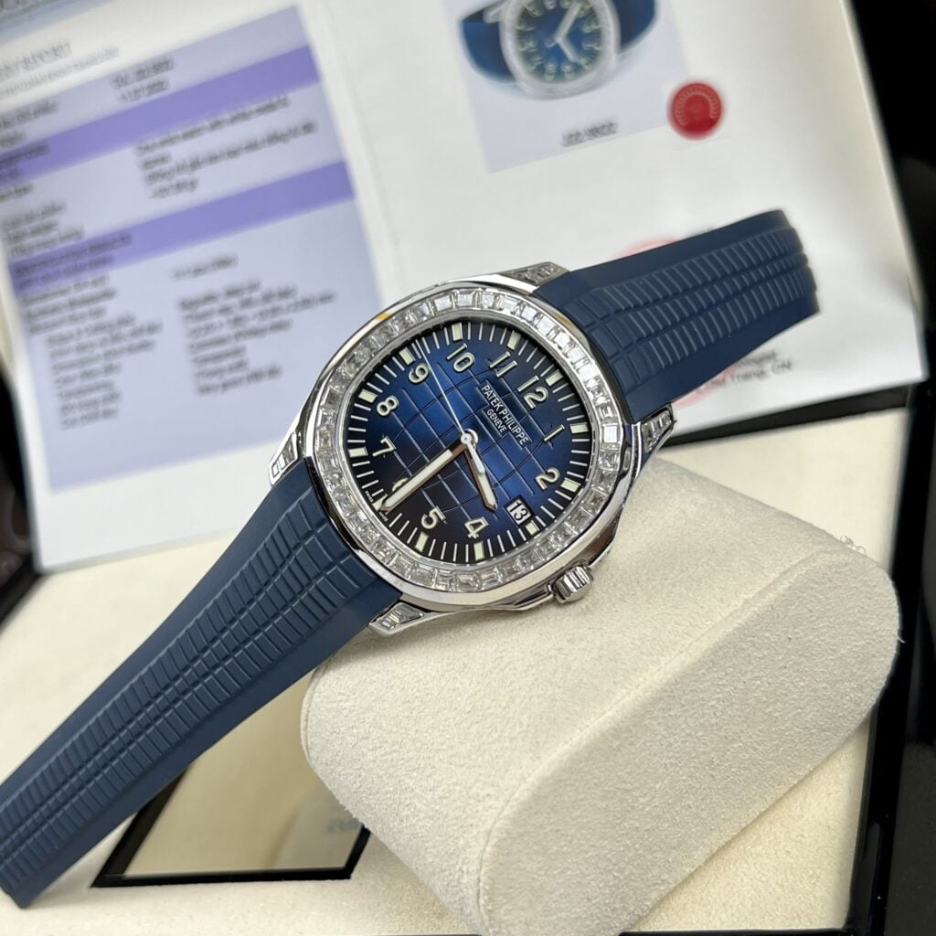 Patek Philippe Replica Watch Aquanaut 5168G Custom Moissanite Baguette Diamonds Blue Dial 42.2mm