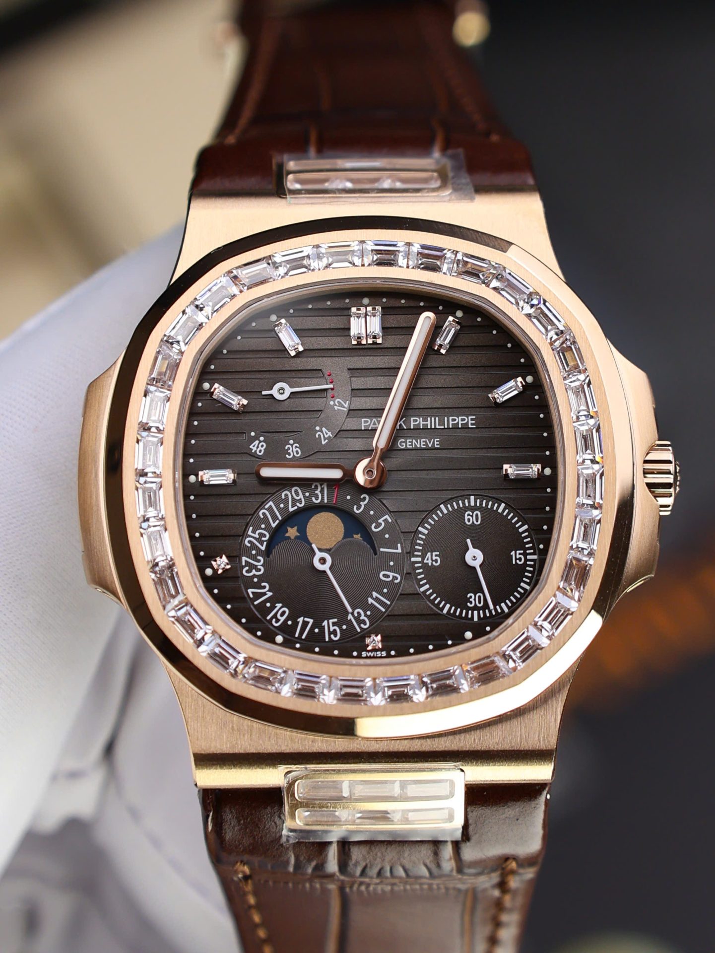 Patek Philippe Nautilus 5724 Rose Gold Replica Watch Full Function PPF Factory 40mm