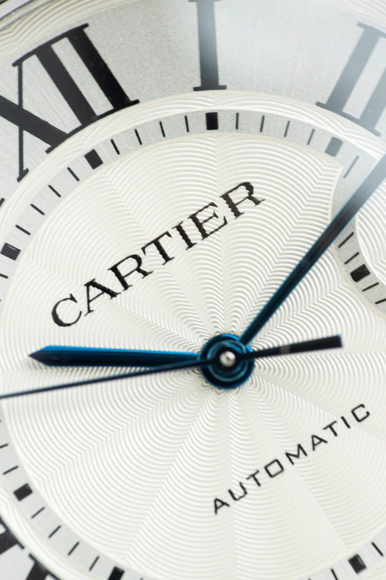 Cartier Ballon Bleu WE9009Z3 White Dial Replica Watch Bezel Diamond Moissanite AF Factory 42mm