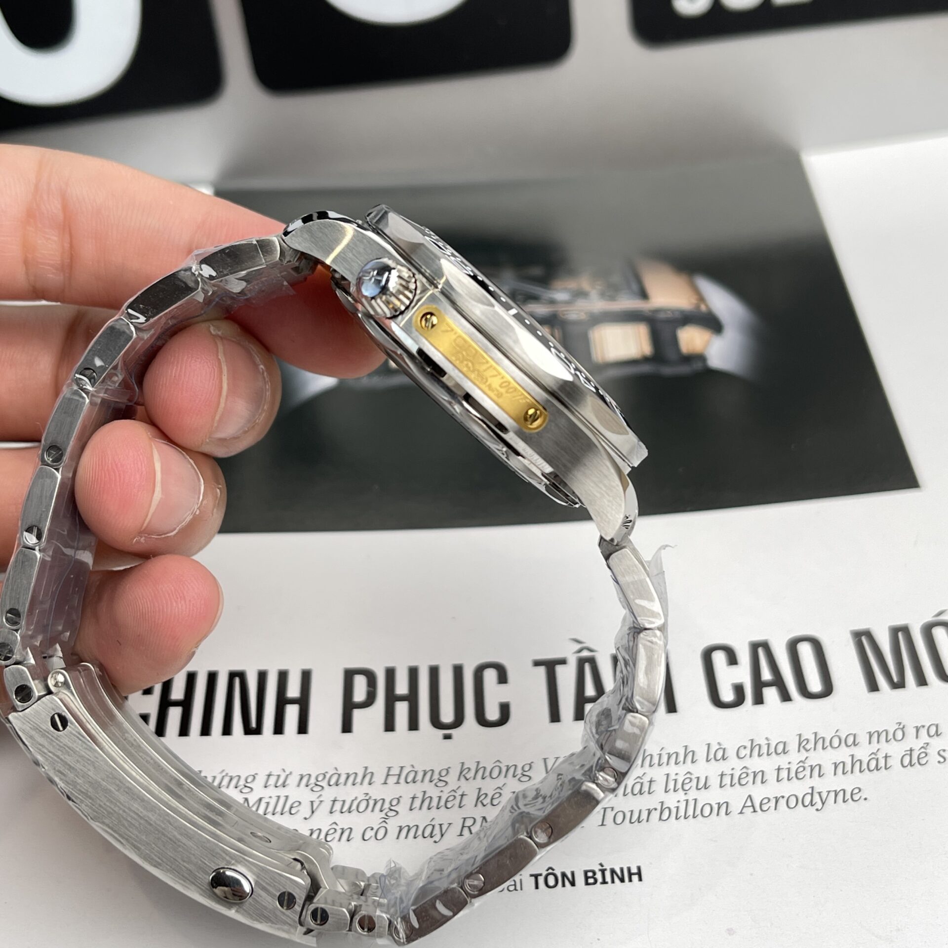 Omega Replica Watch Seamaster James Bond 007 Black Dial VS Factory 42mm