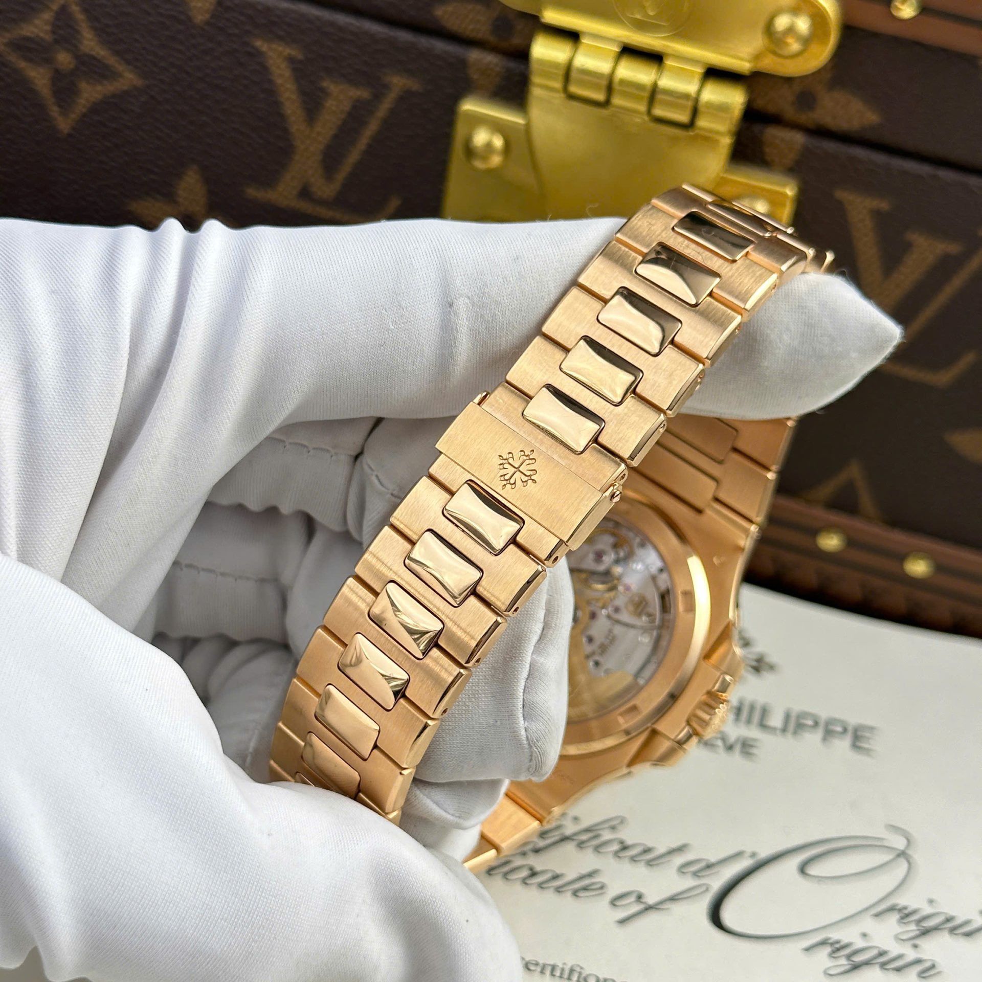 Patek Philippe Nautilus 5711 Refined Max Option 18K Gold Wrapped Chocolate Dial 40mm