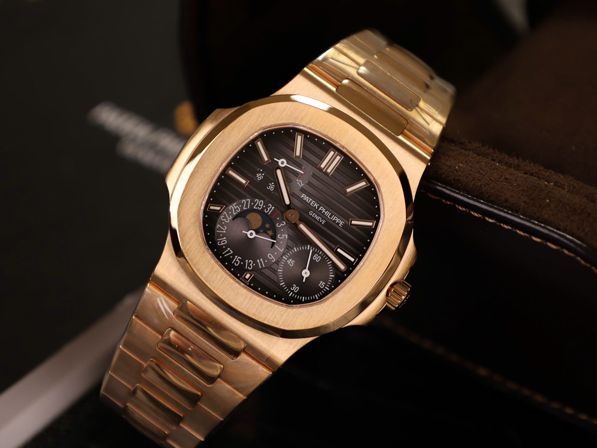 Patek Philippe Best Replica Watch Nautilus 5712 Gold Wrapped PPF Factory 40mm
