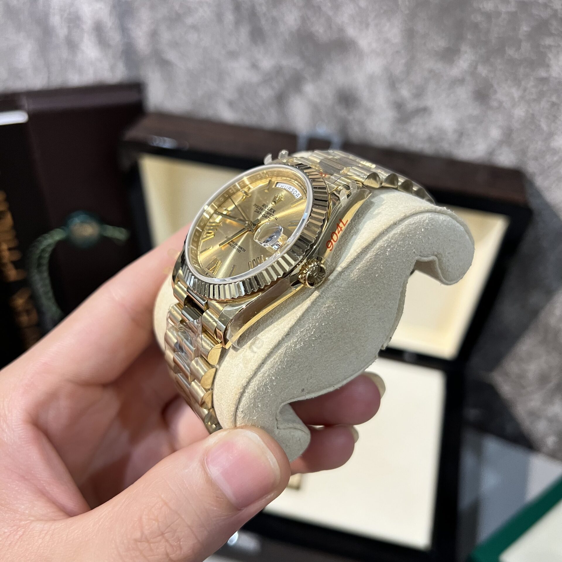 Rolex Day-Date 228238 Replica Watch Yellow Champagne Dial Refined 166 gr GM V2 40mm