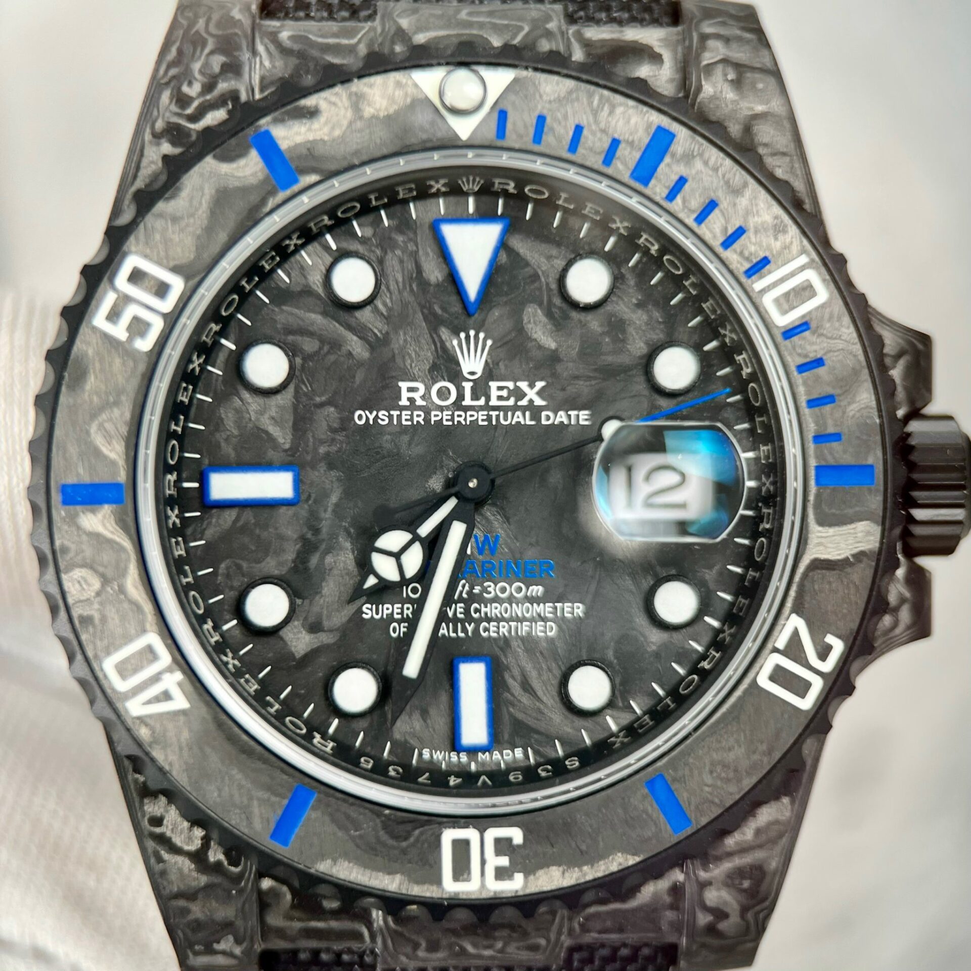 Rolex GMT-Master II Diw Replica 1:1 Watch Carbon Ultra Light 40mm