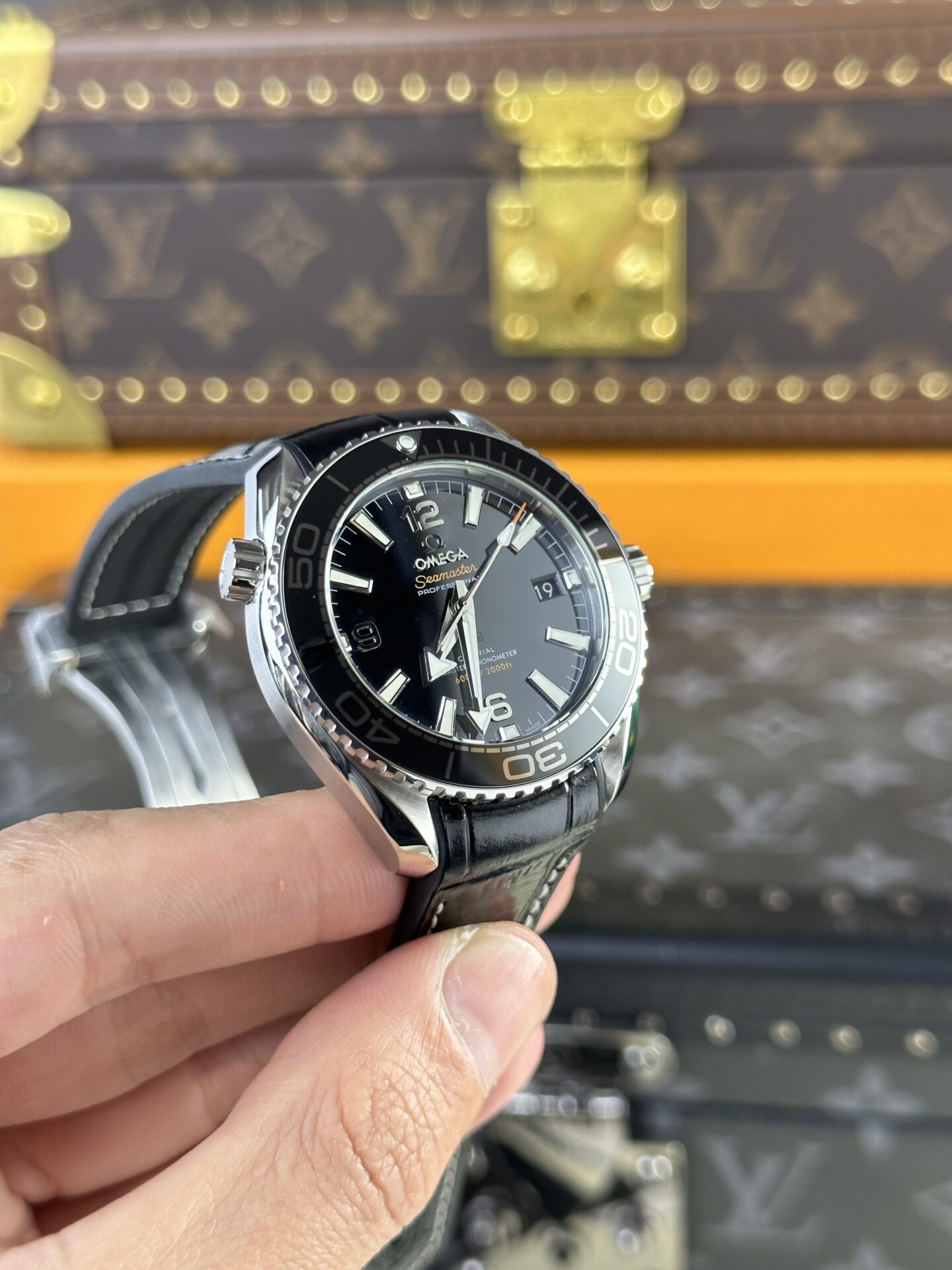 Omega Seamaster Planet Ocean Replica Watch Black Dial VS Factory 39.5mm