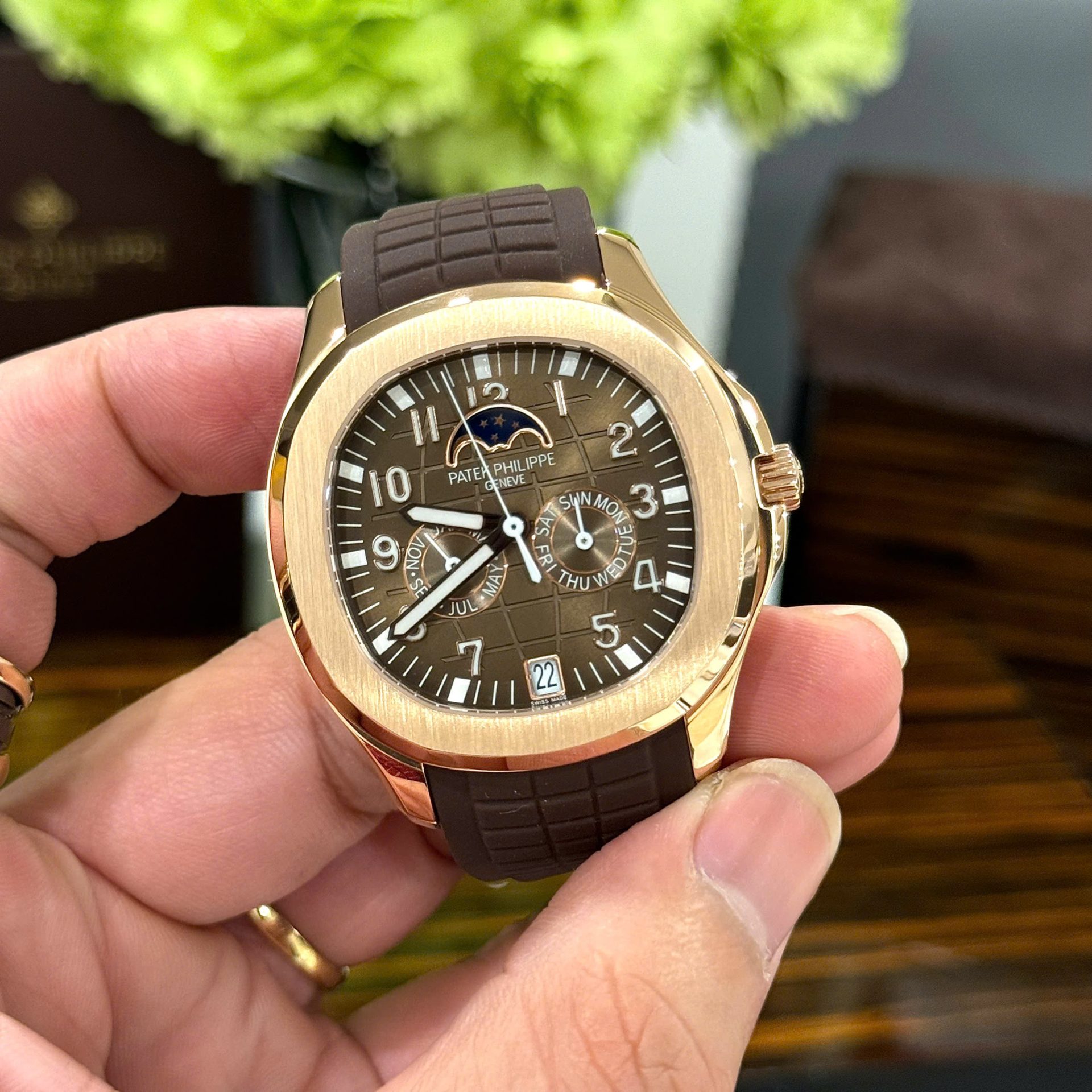 Patek Philippe Aquanaut 5261R Best Replicas Chocolate Dial Automatic Swiss Movement 40mm