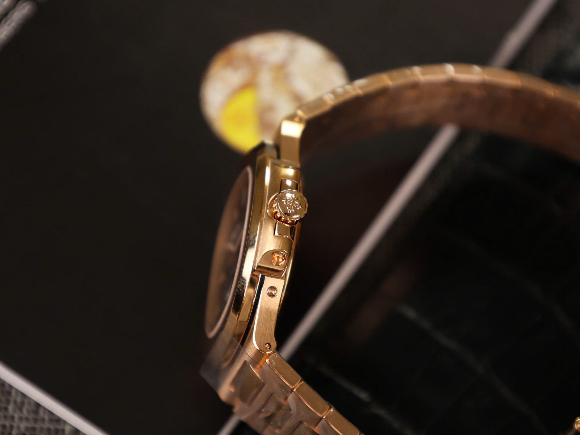 Patek Philippe Best Replica Watch Nautilus 5712 Gold Wrapped PPF Factory 40mm