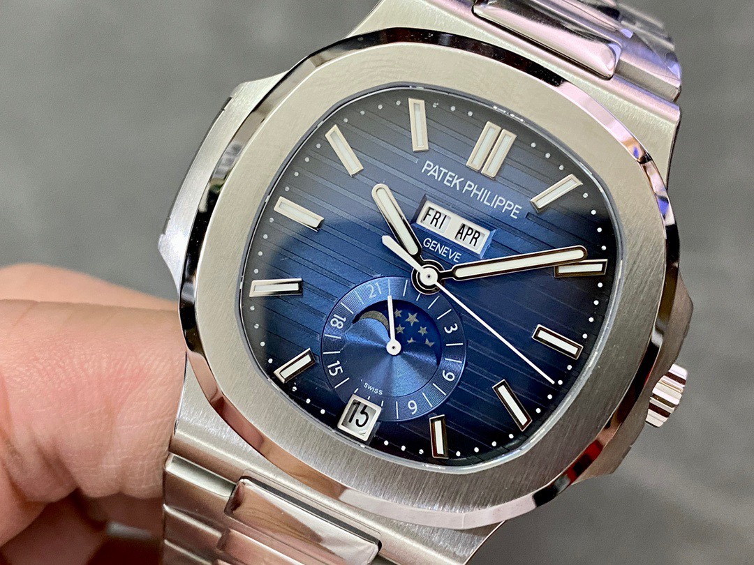 Patek Philippe Replica Watch Nautilus 5726 Blue Dial GR Factory 40.5mm