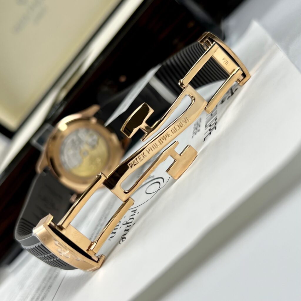 Patek Philippe Aquanaut 5167R Replica Watch Gold Wrapped Moissanite 40mm