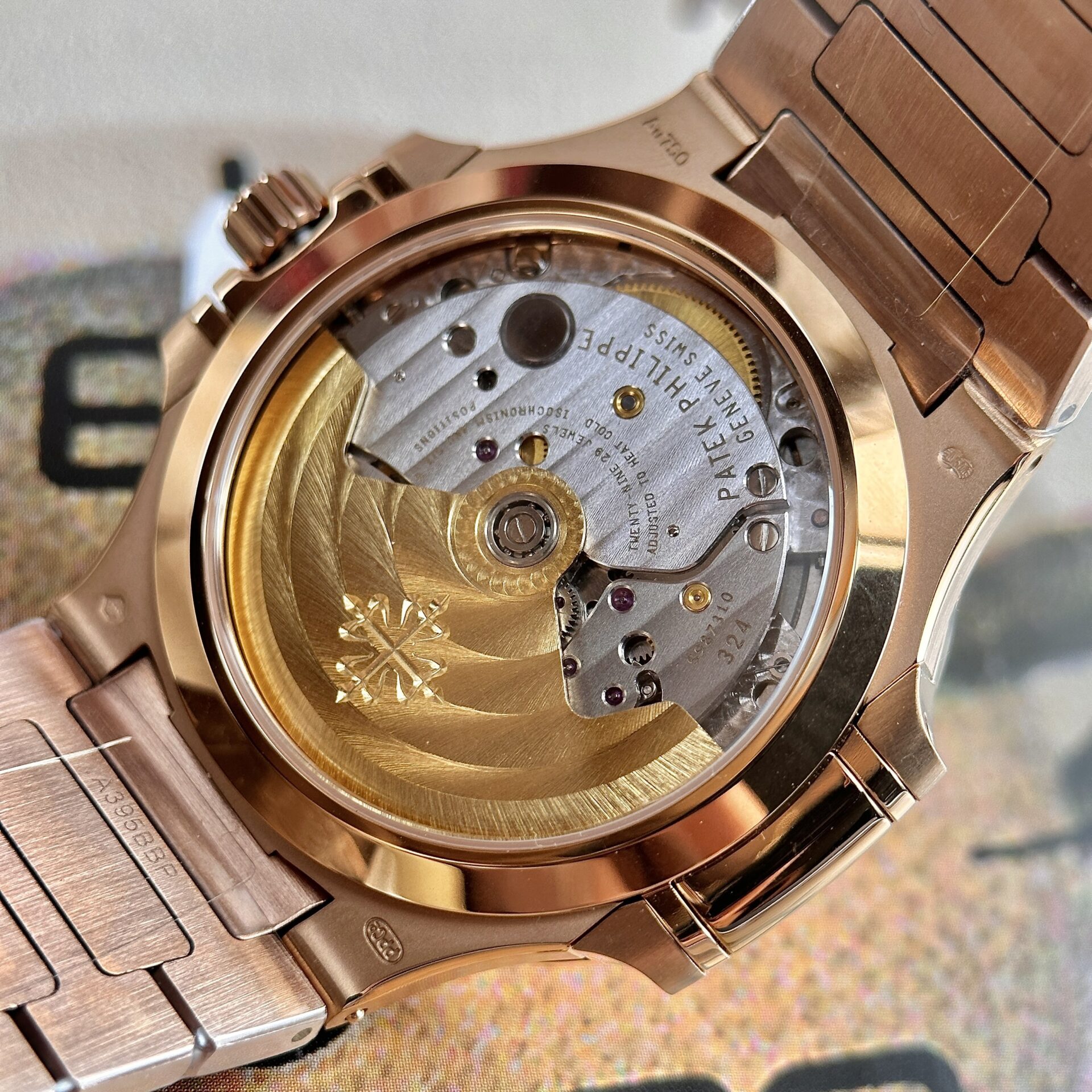 Patek Philippe Nautilus 7118 Replica Watch Rose Gold 3K Factory 35.2mm