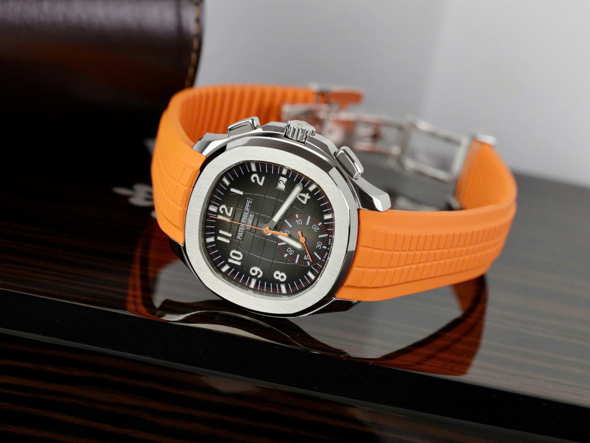Patek Philippe Aquanaut 5968A Replica 11 Watch Orange Rubber Strap 42.2mm