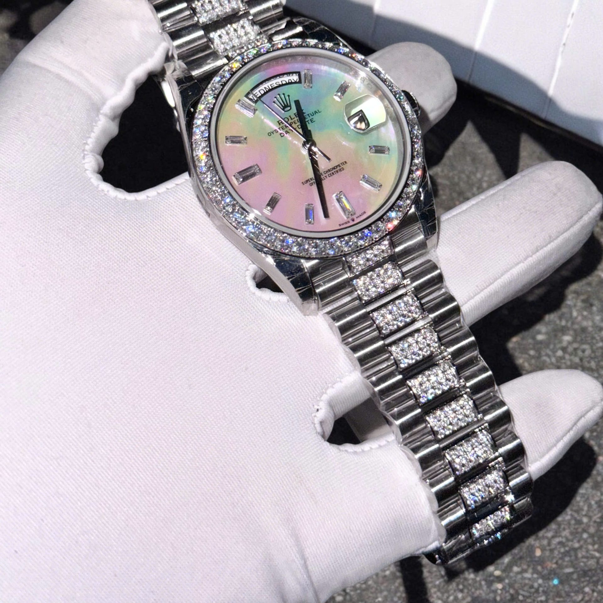 Rolex Day-Date Replica Watch Dial Mother Of Pearl Moissanite Diamonds Hong Kong 40mm