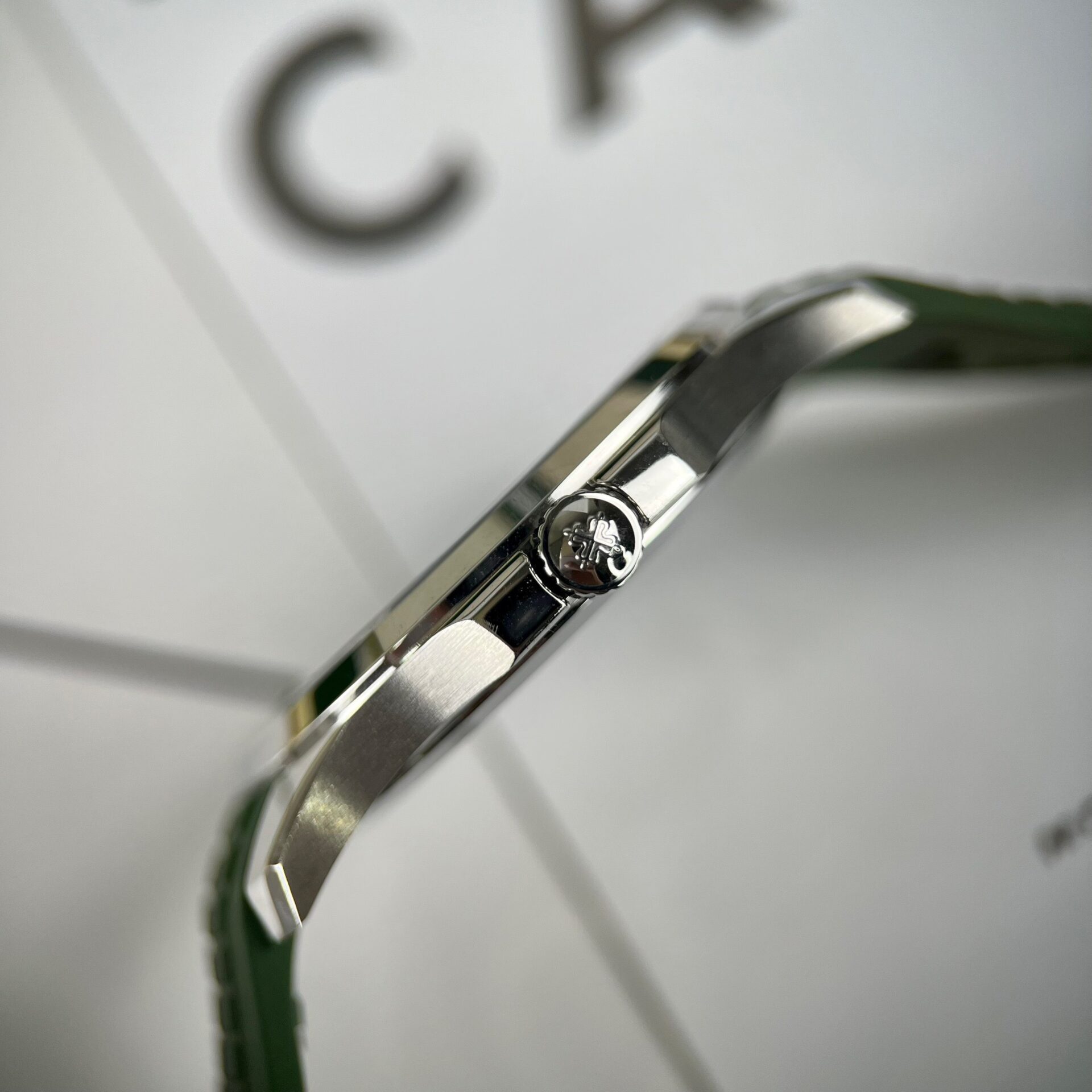 Patek Philippe Aquanaut 5168G Replica 1:1 Watch Green 42.2mm