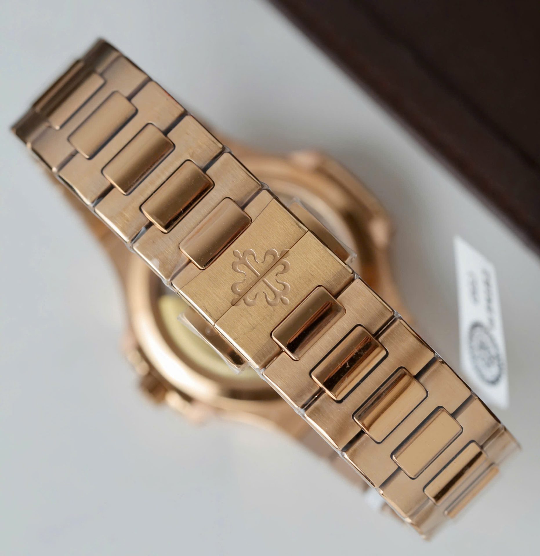 Patek Philippe Nautilus 7118 Women Replica Watch Custom Gold Wrapped + Diamonds Moissanite 3K Factory 35.2mm
