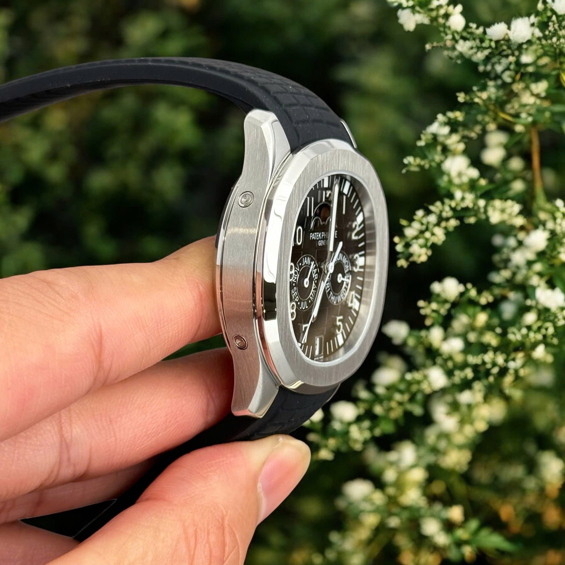 Patek Philippe Aquanaut 5261 Replica Watch Best Quality Black Rubber Strap 40mm