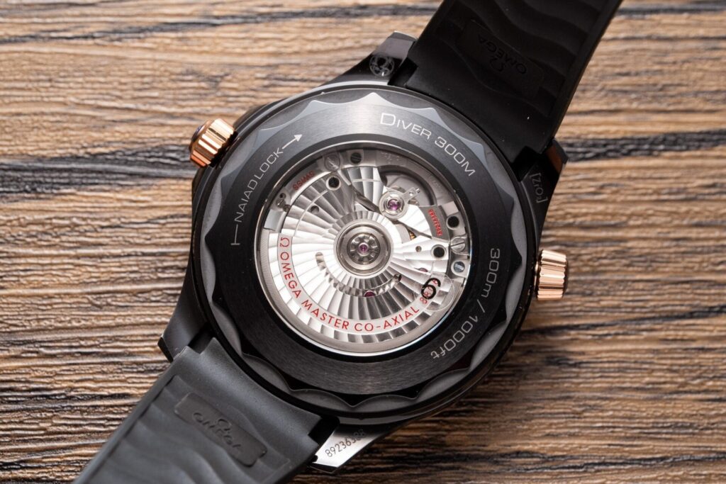 Omega Replica Watch Seamaster Black Dial Rubber Strap VS Factory 42mm