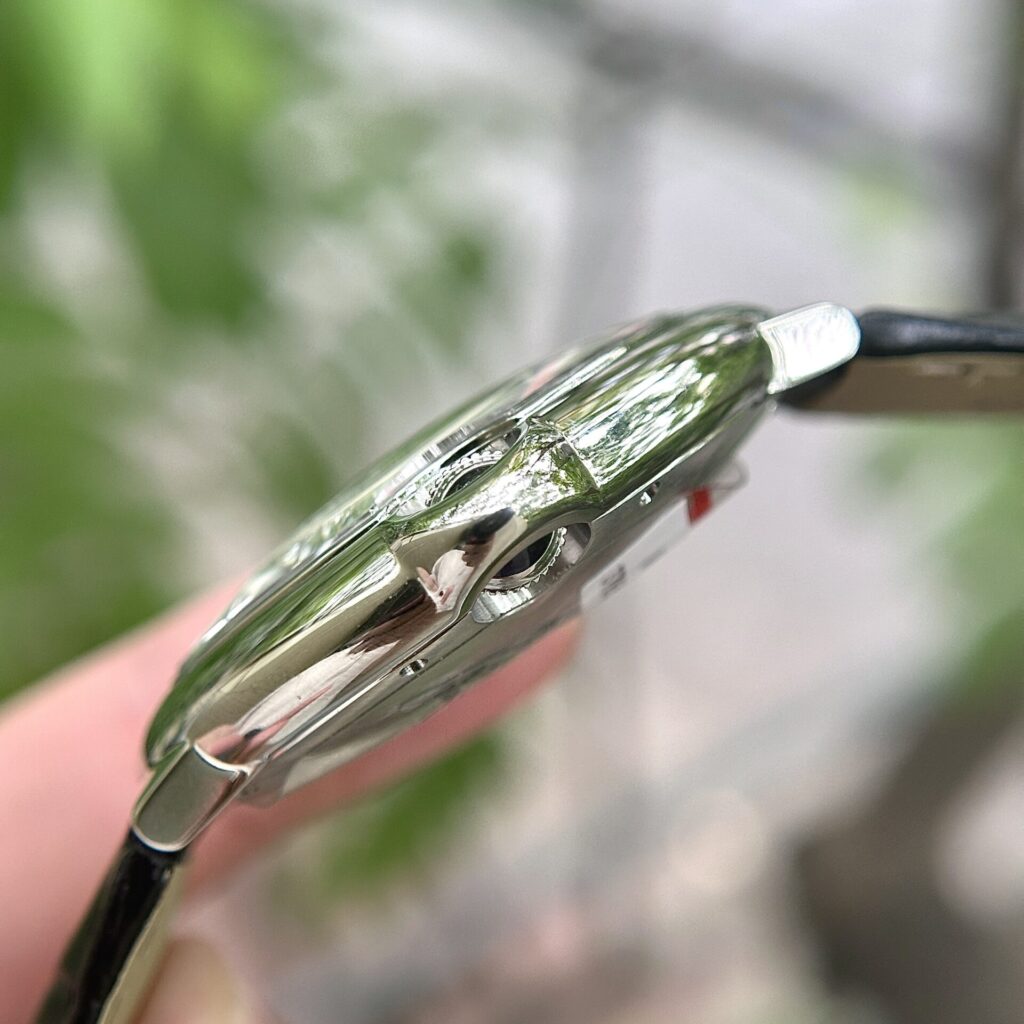 Cartier Replica Watch Ballon Bleu Leather Strap AF Factory 42mm