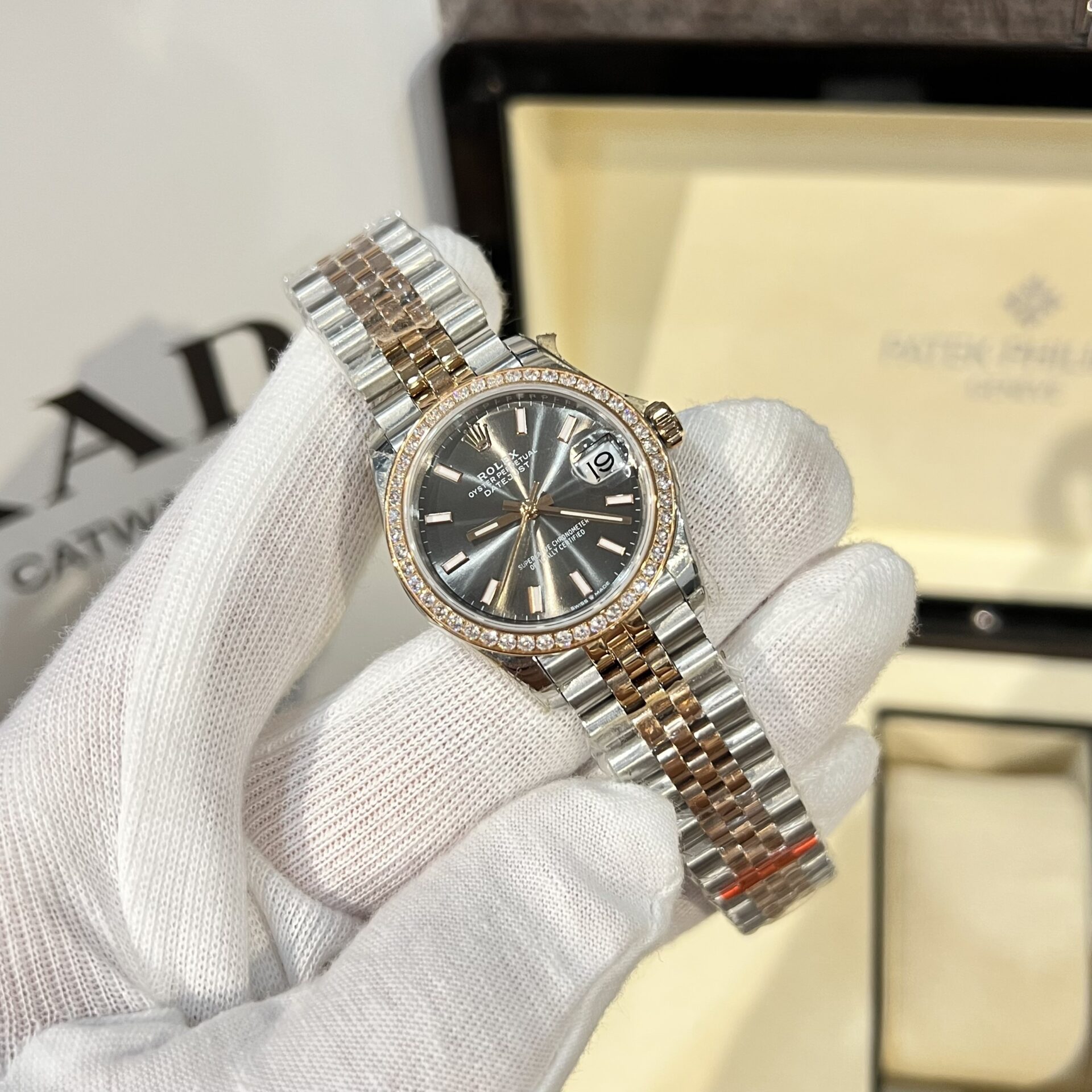 Rolex DateJust Women s Replica Watch With Diamonds Gray Dial EW Factory 31mm