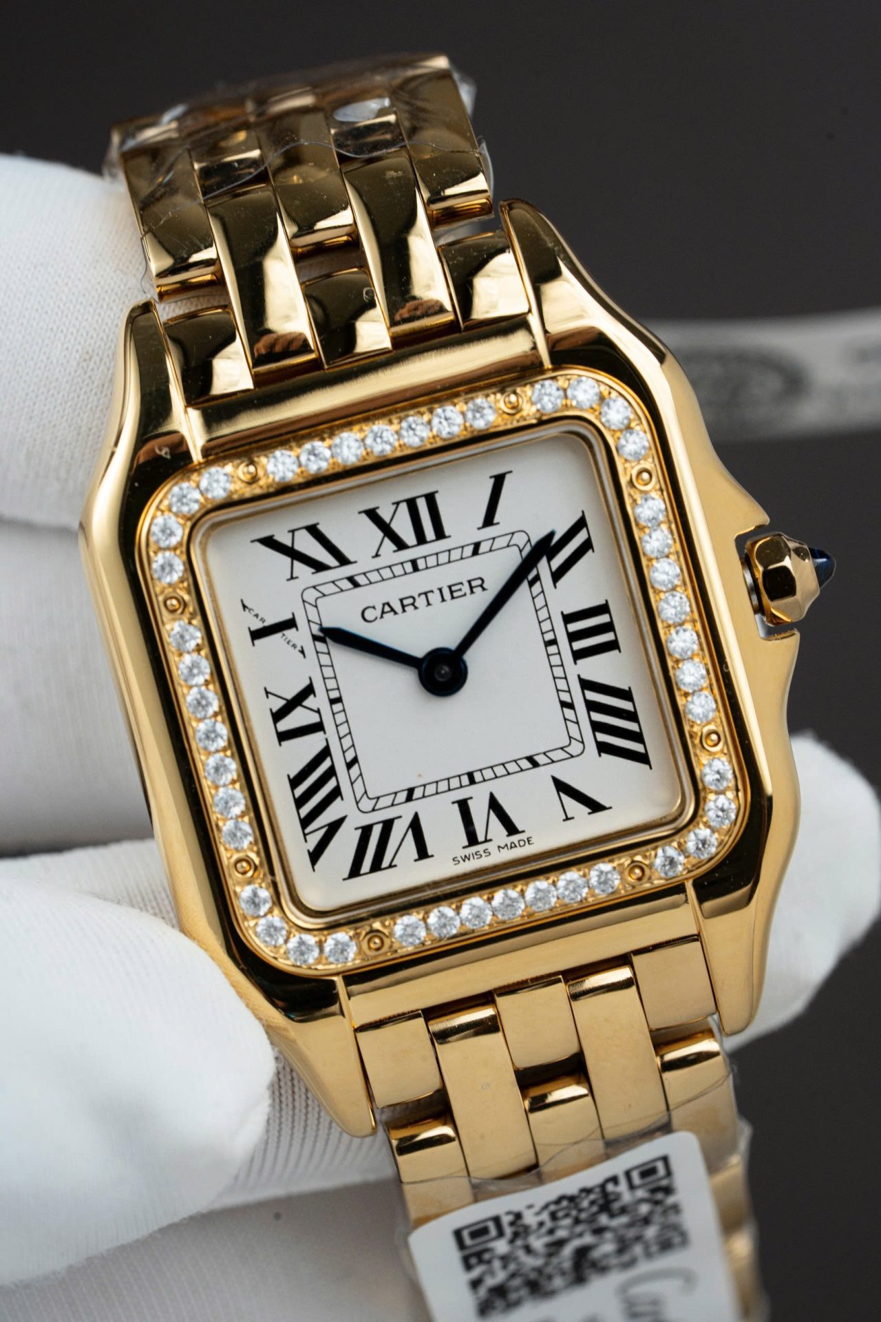 Cartier Panthere WJPN0015 White Dial Replica Watch Bezel Diamonds Moissanite 27x37mm
