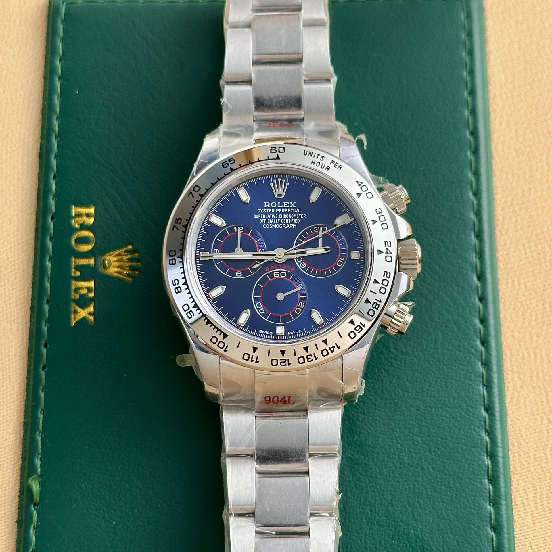 Rolex Cosmograph Daytona 116506 Replica 1:1 Watch Refined Blue Dial 40mm