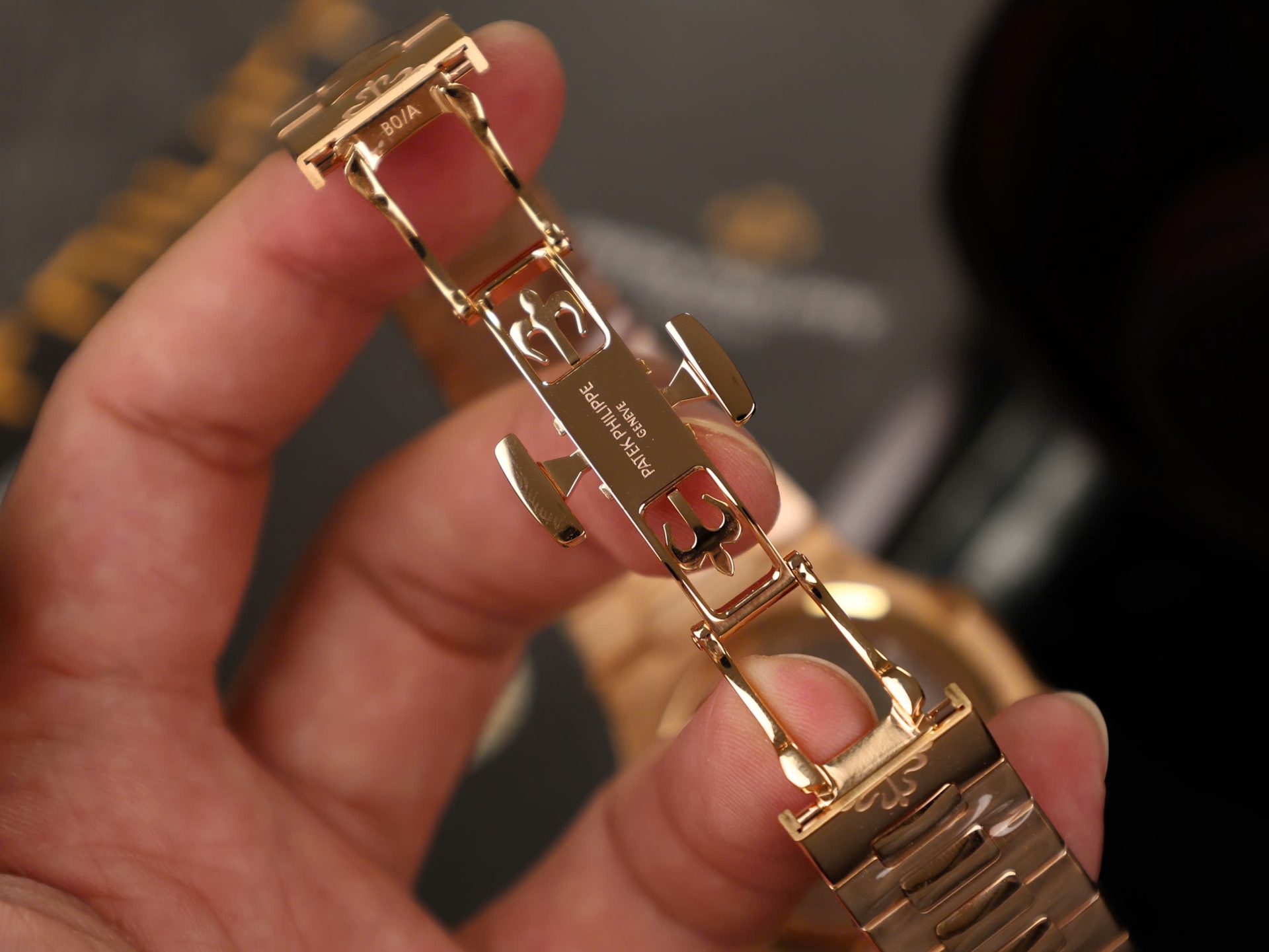 Patek Philippe Best Replica Watch Nautilus 5712 Gold Wrapped PPF Factory 40mm