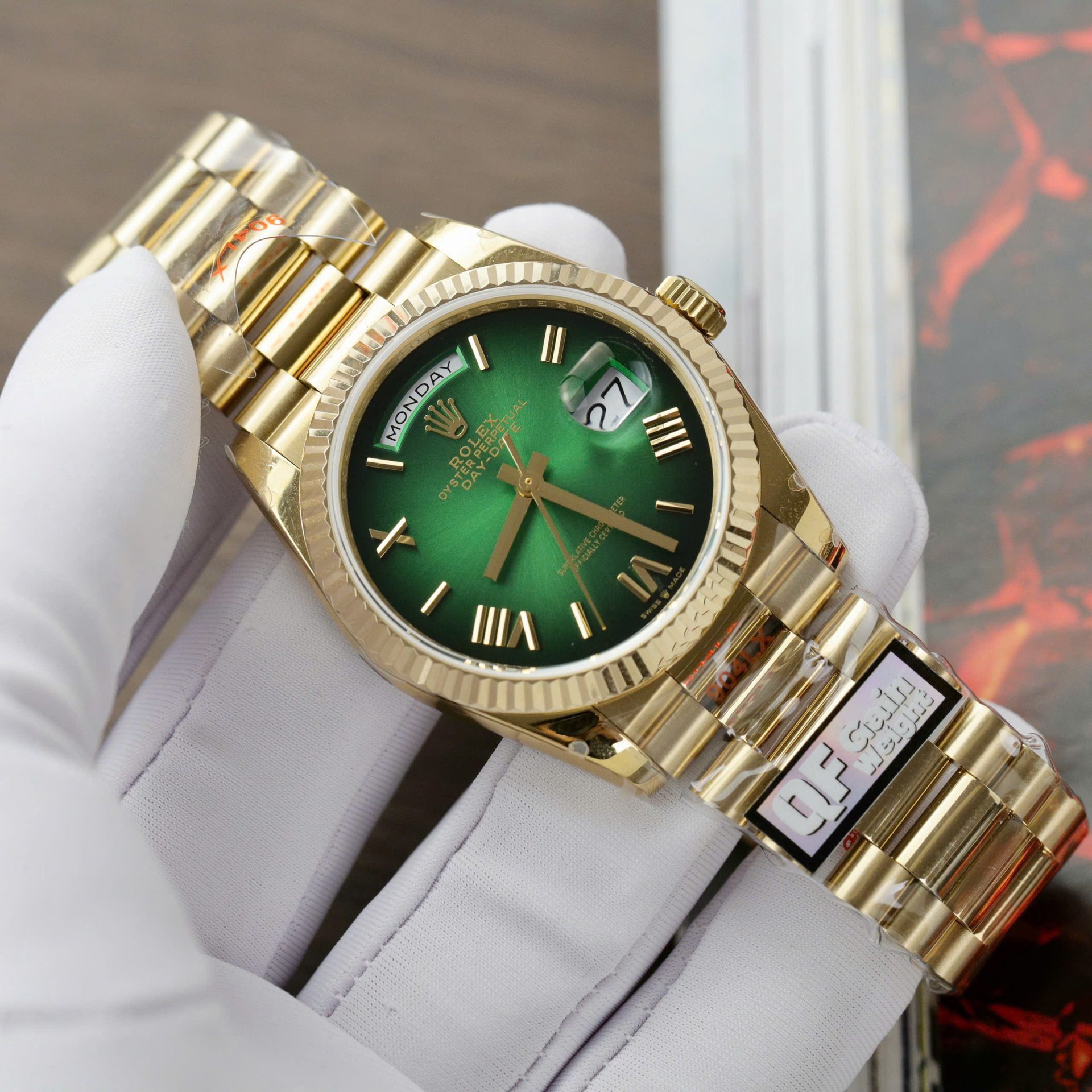 Rolex Day-Date 128238 Replica Watch Green Ombre Dial Weight 158gram QF 36mm
