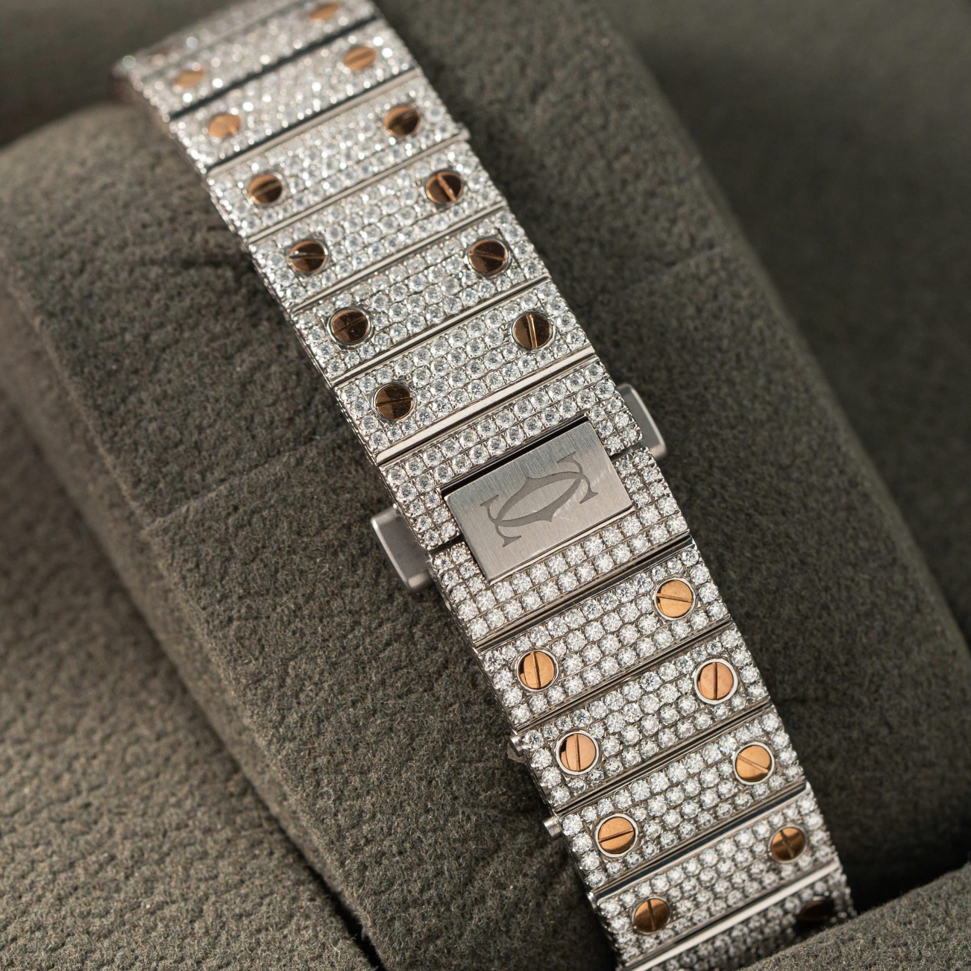 Cartier Santos Replica Watch With Full Diamond Moissanite Hong Kong 35mm