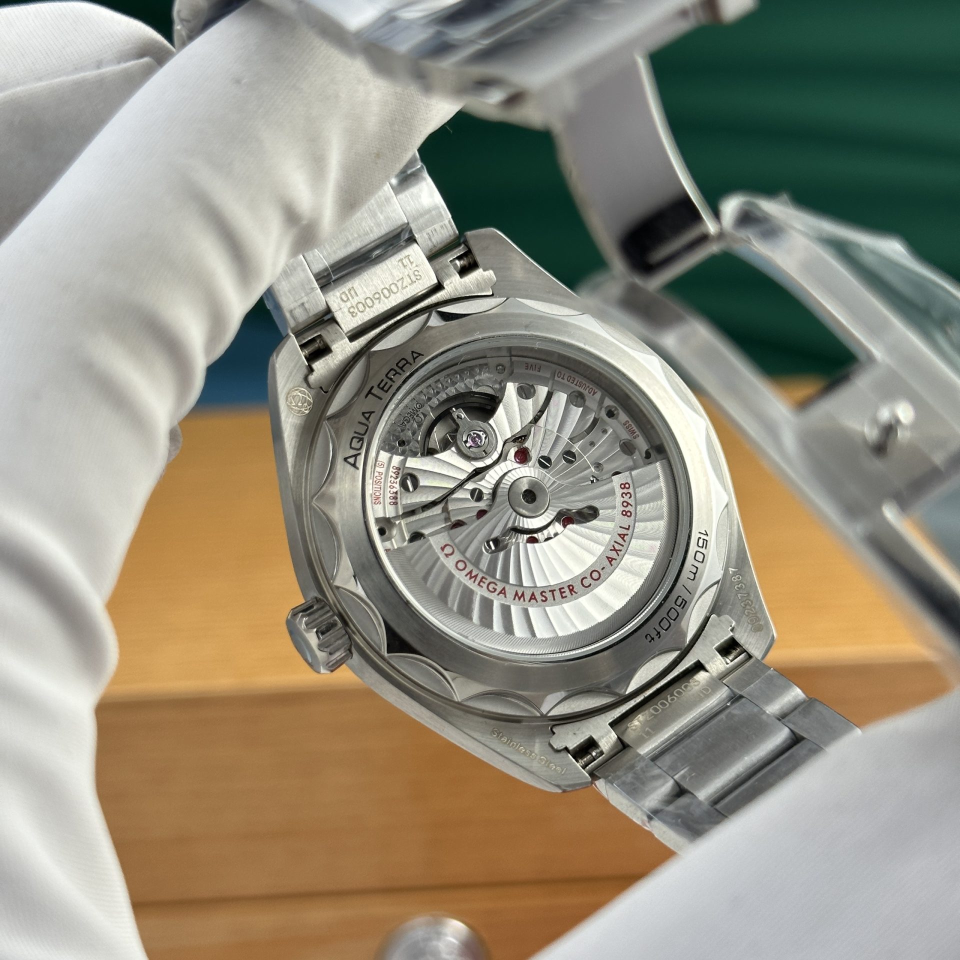 Omega Replica Watches Aqua Terra Worldtimer Metal Wire 43mm