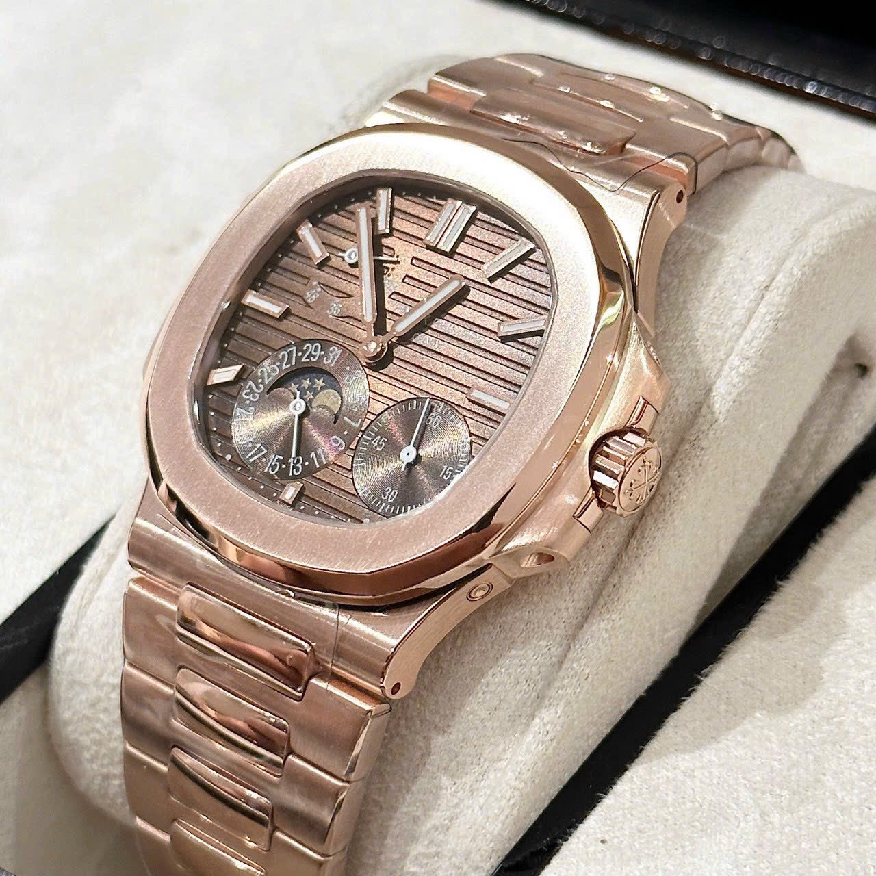 Patek Philippe Nautilus 5712 Gold Wrapped Chocolate Dial GRF 40mm