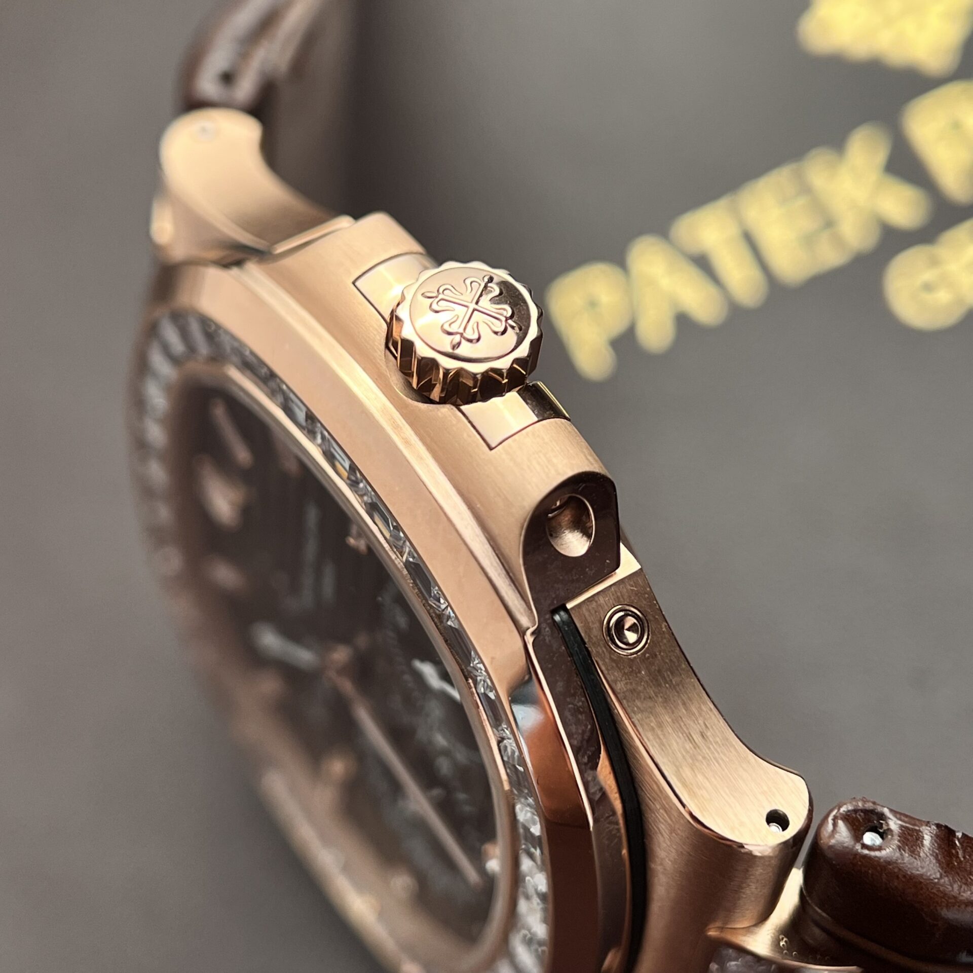 Patek Philippe Nautilus 5724R Replica Watch Gray Dial Factory GR 40mm