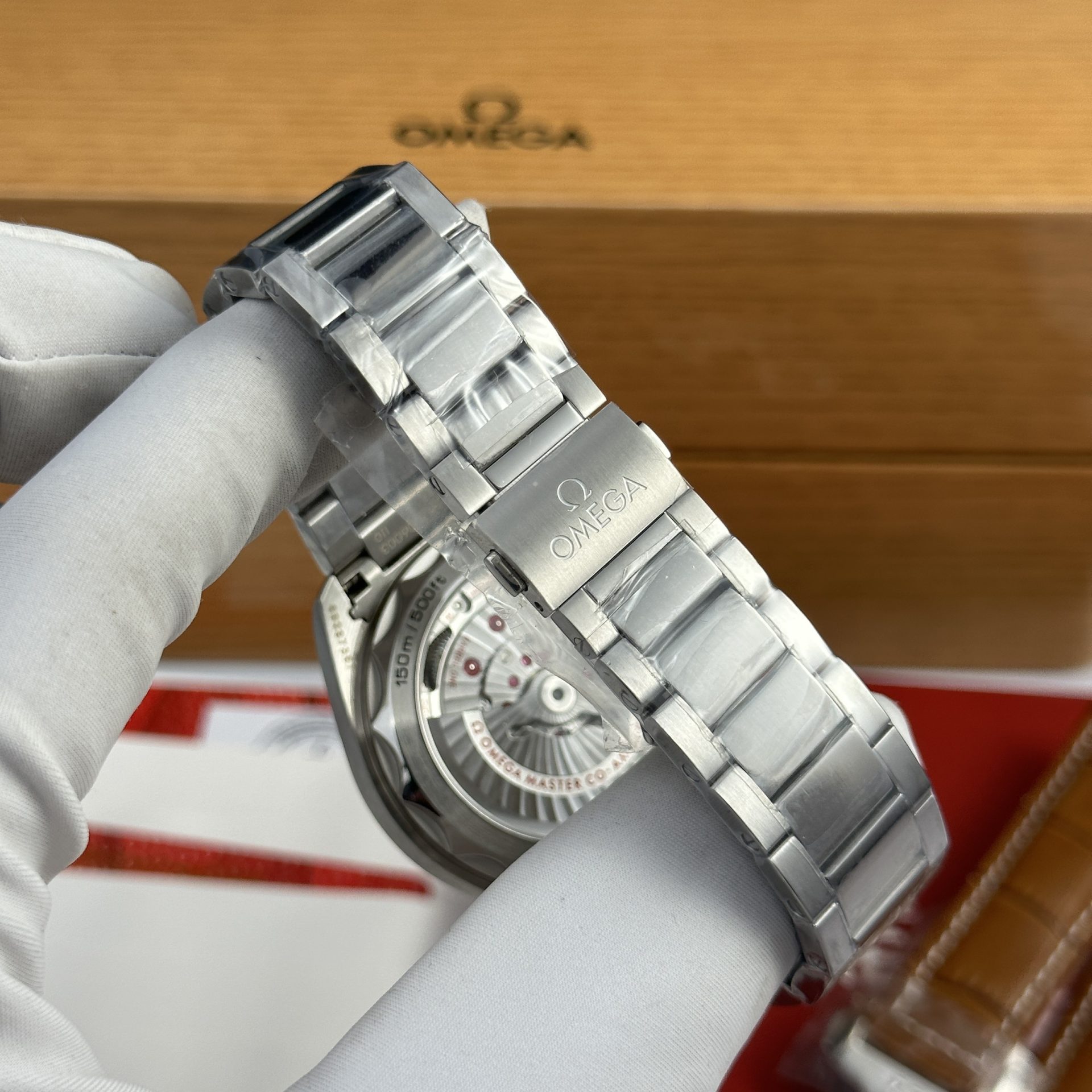 Omega Replica Watches Aqua Terra Worldtimer Metal Wire 43mm