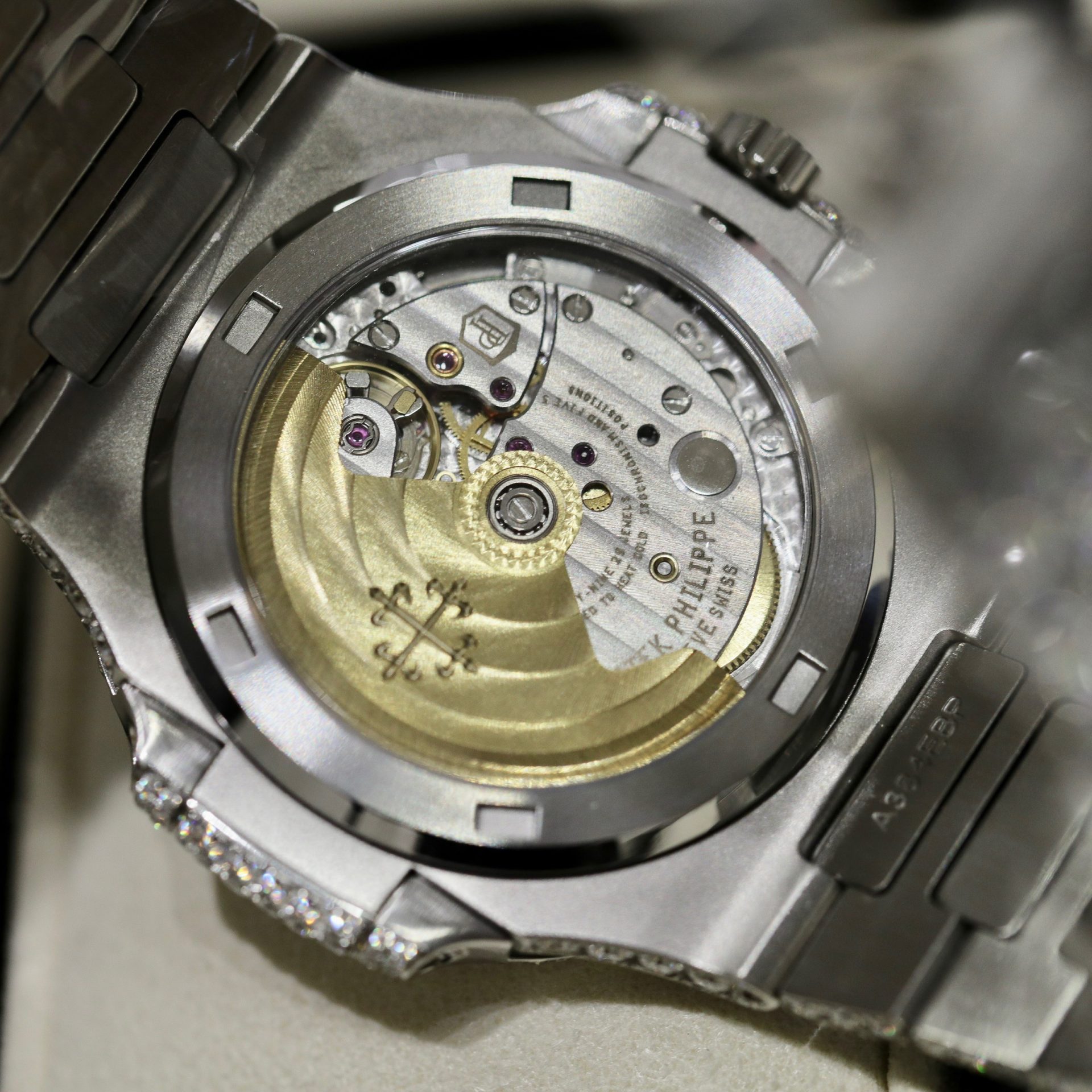 Patek Philippe Best Replica Watch Nautilus 5719 Custom Full Moissanite Diamonds 40mm