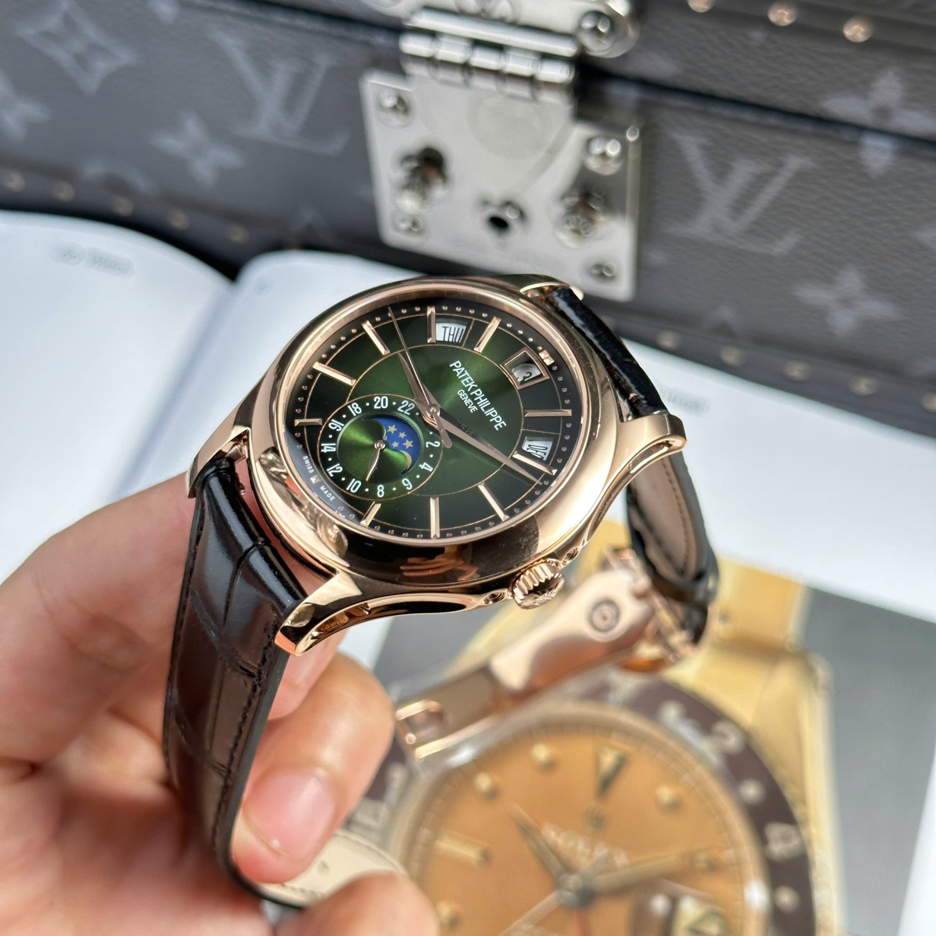 Patek Philippe Replica Watch Complications 5205R Green Dial 40mm
