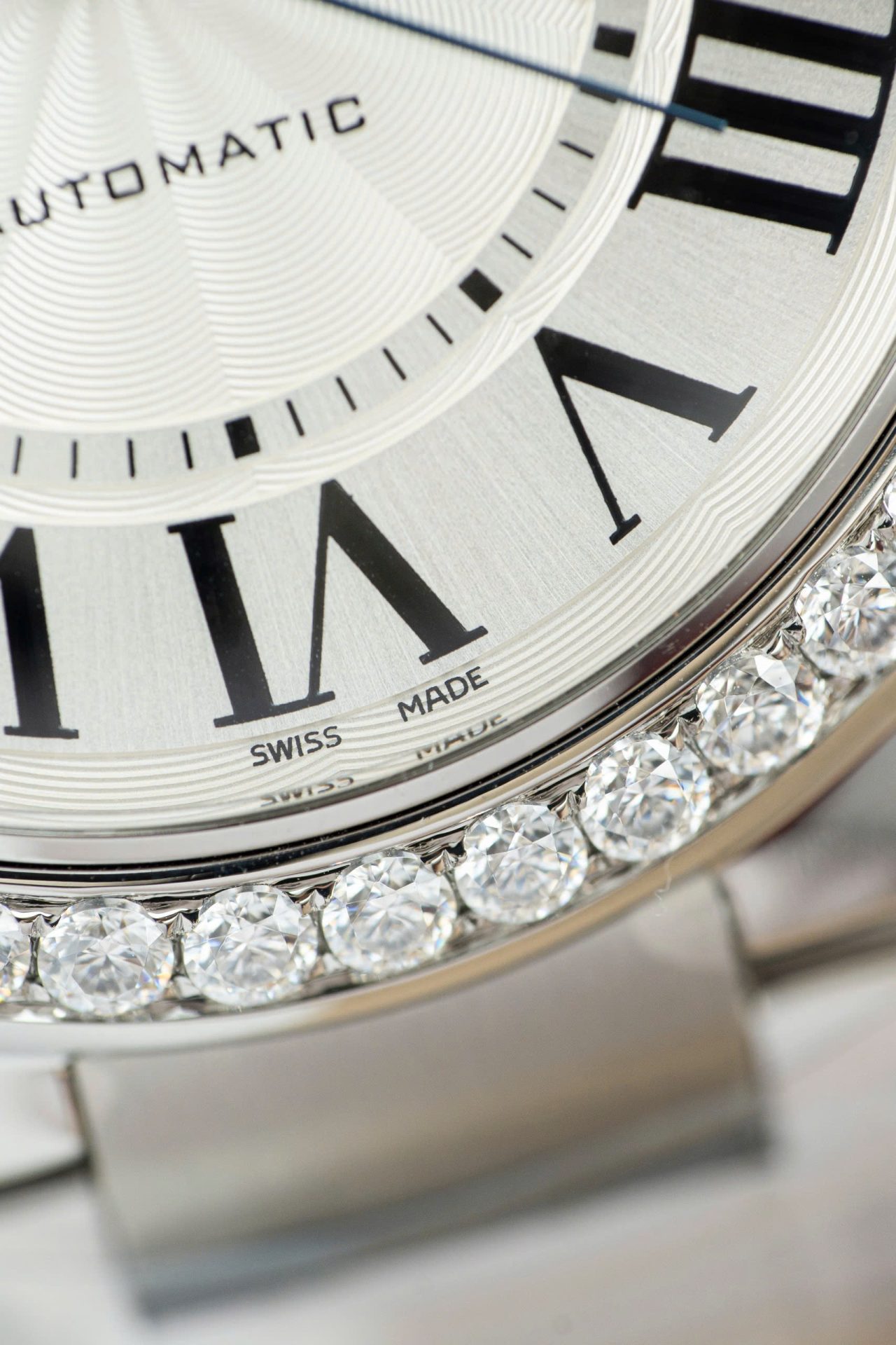 Cartier Ballon Bleu WE9009Z3 White Dial Replica Watch Bezel Diamond Moissanite AF Factory 42mm