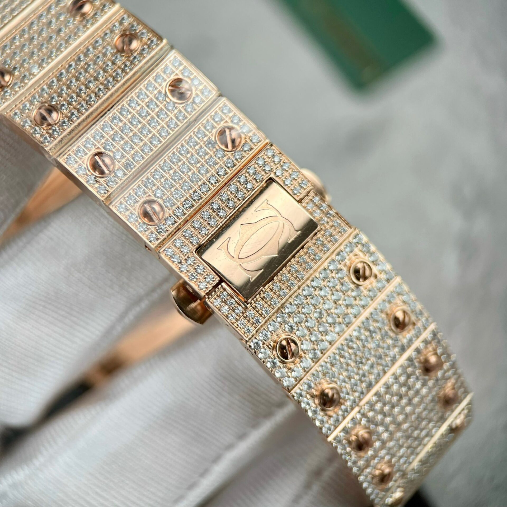 Cartier Santos Men s Full Diamond Replica Watch Highest Quality 39.8mm