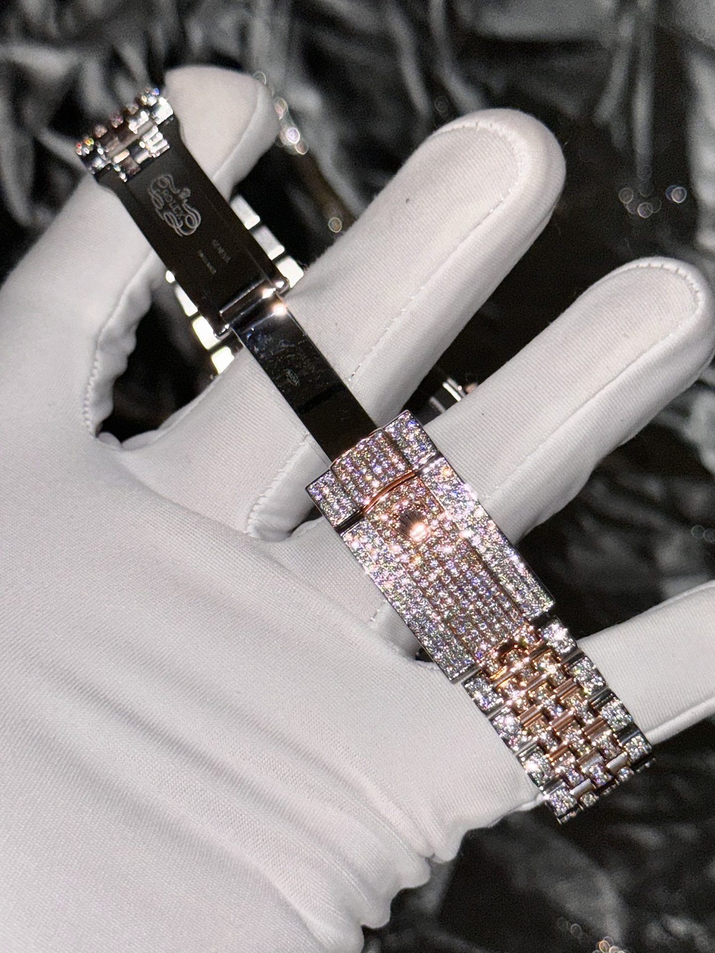 Rolex Replica Watch DateJust With Full Moissanite Diamond Pink Dial 41mm