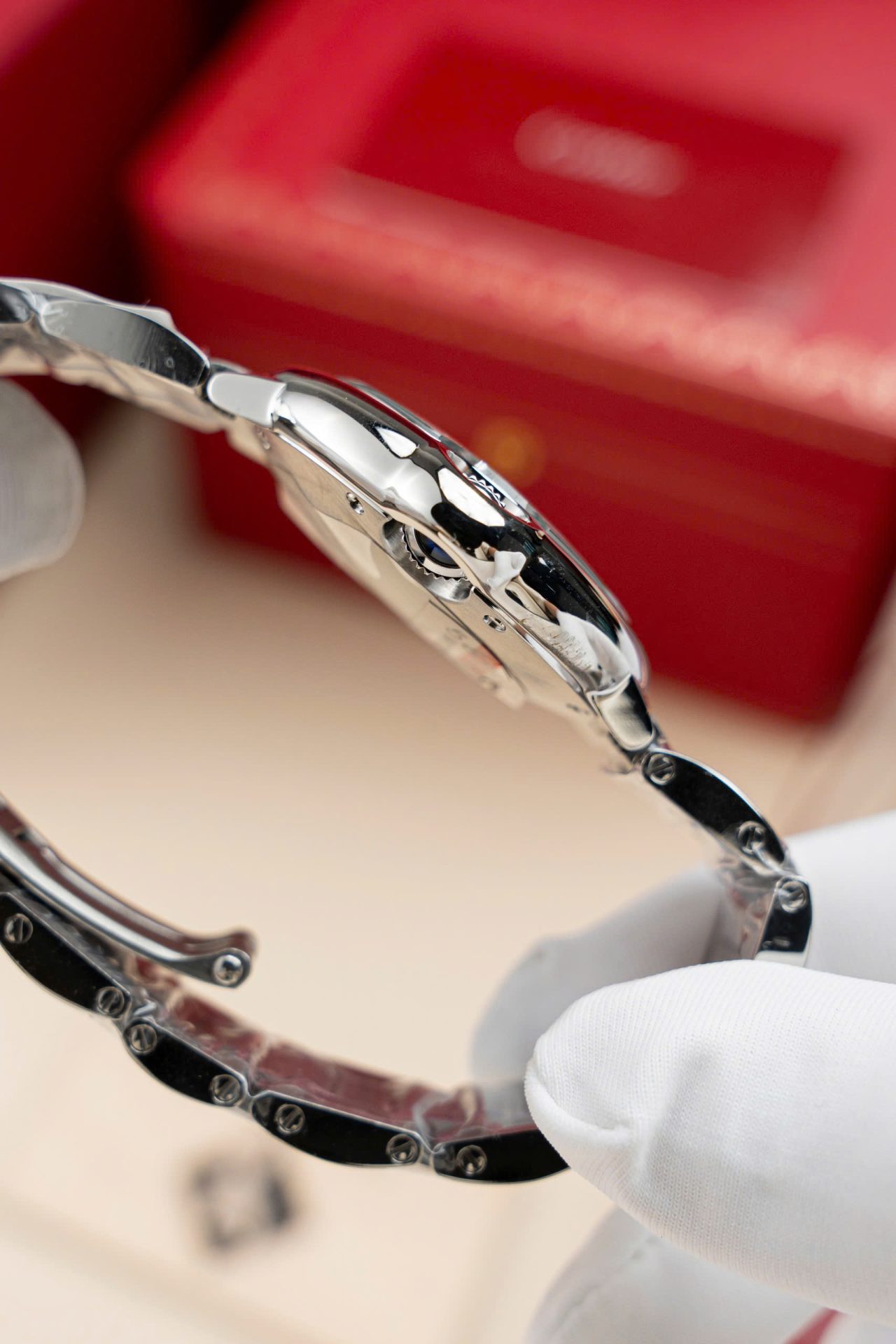 Cartier Ballon Bleu W6920046 Replica Watch White Dial Metal Wire AF Factory 36mm