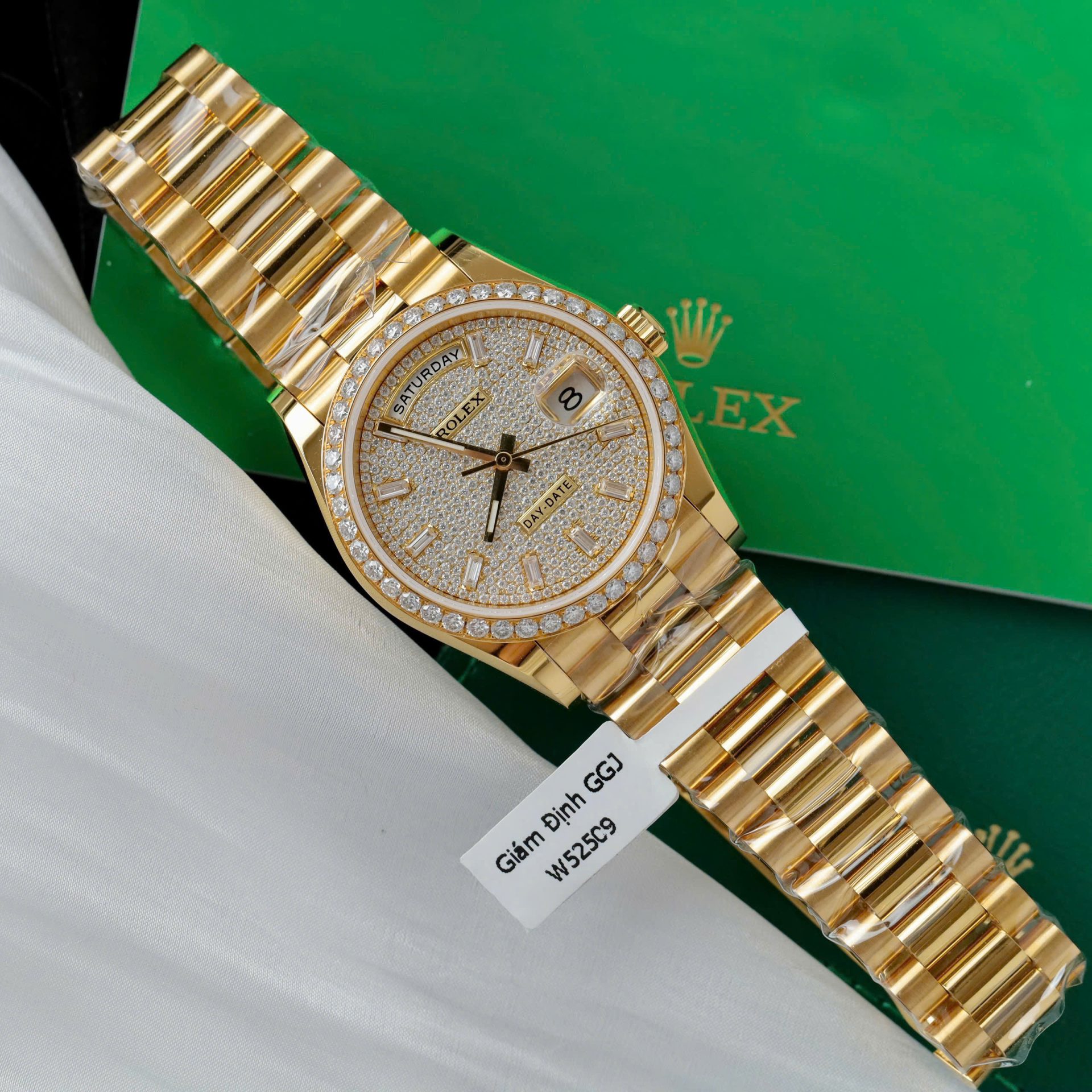 Rolex Day-Date 18K Gold Wrapped + Moissanite Diamonds Copies Watches GM Factory 36mm