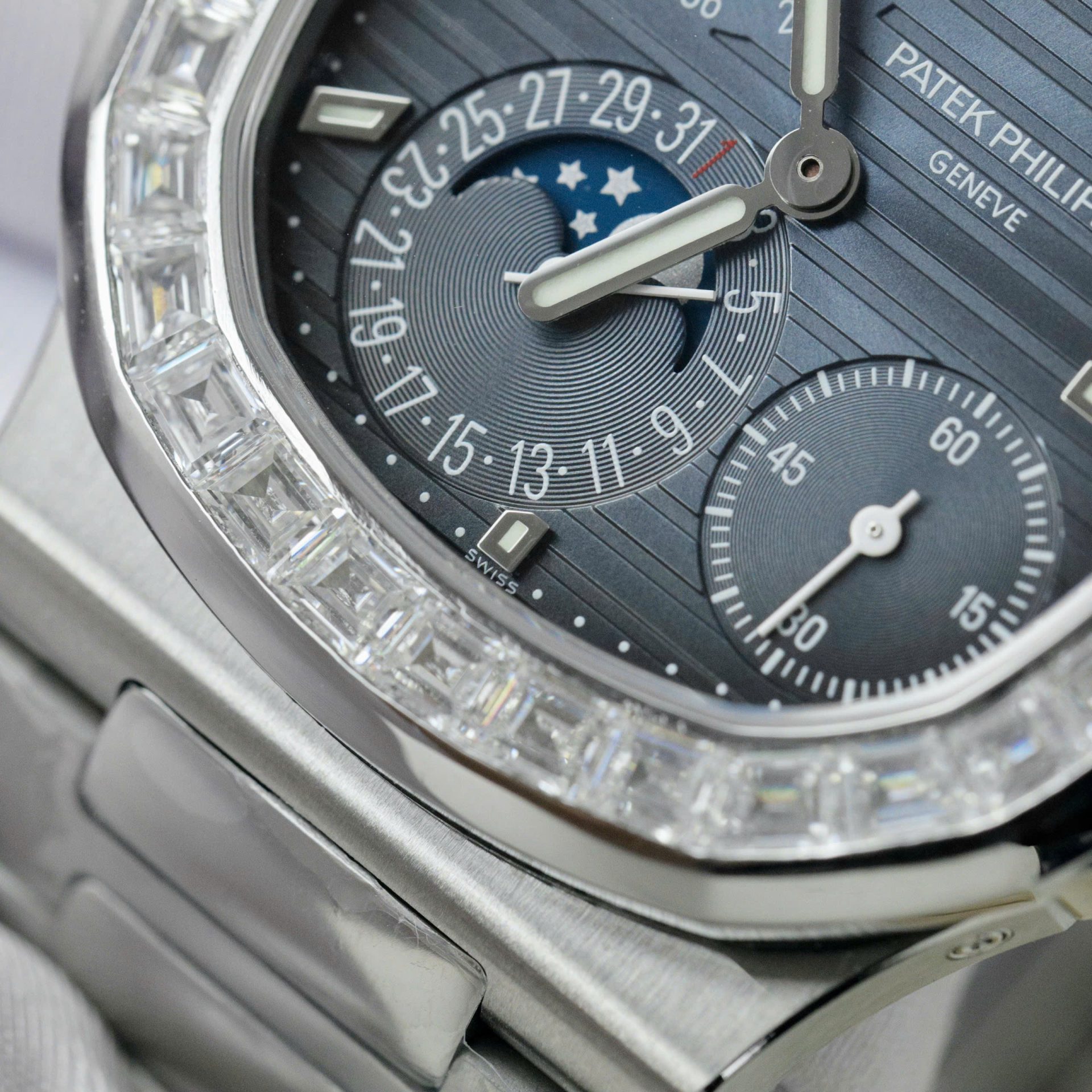 Patek Philippe Nautilus 5724G Refined Dial Copies Watch Custom Diamonds Moissanite Baguette 40mm